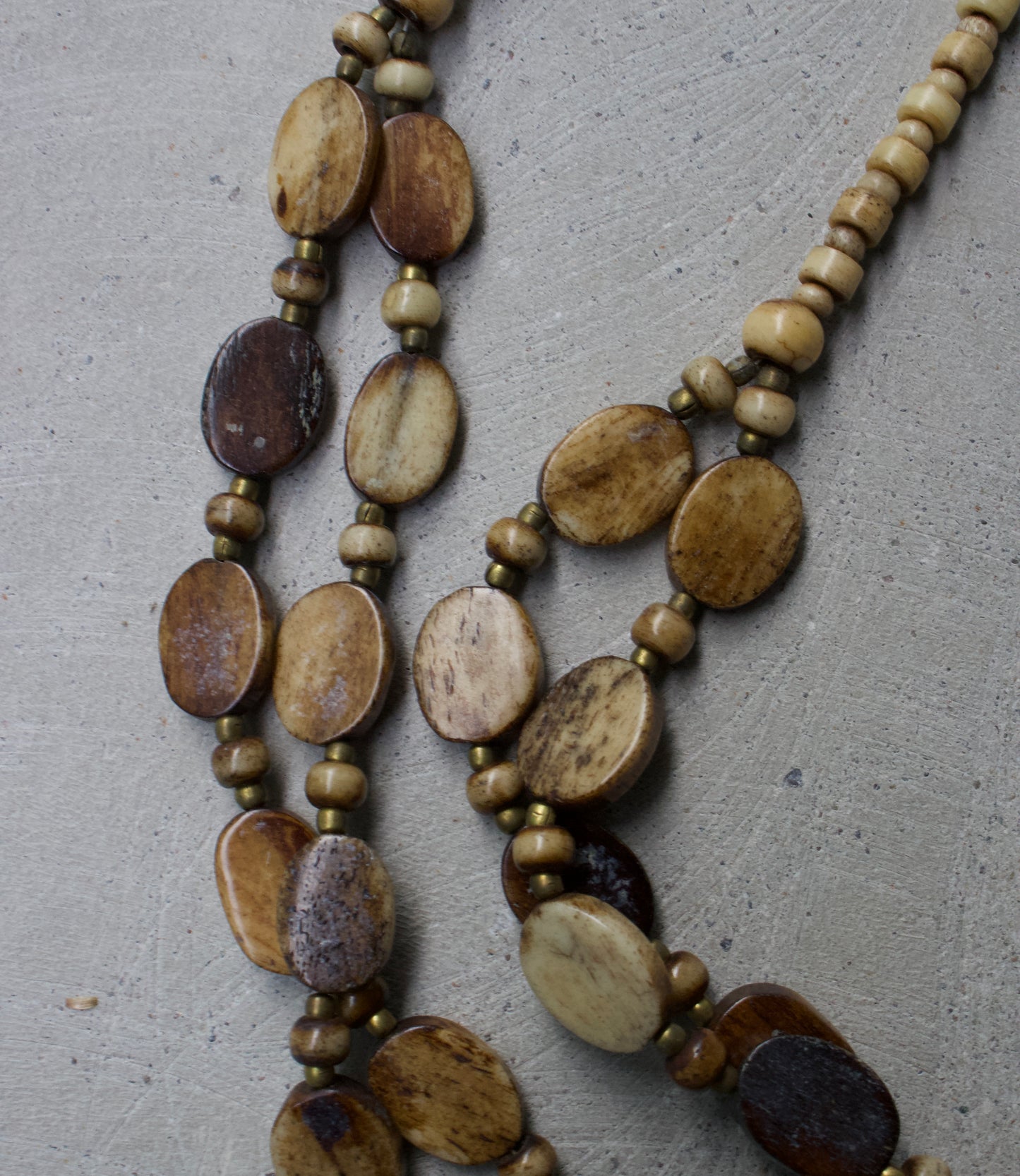 G.O.A Early 00s Beaded Wooden Pendant Necklace