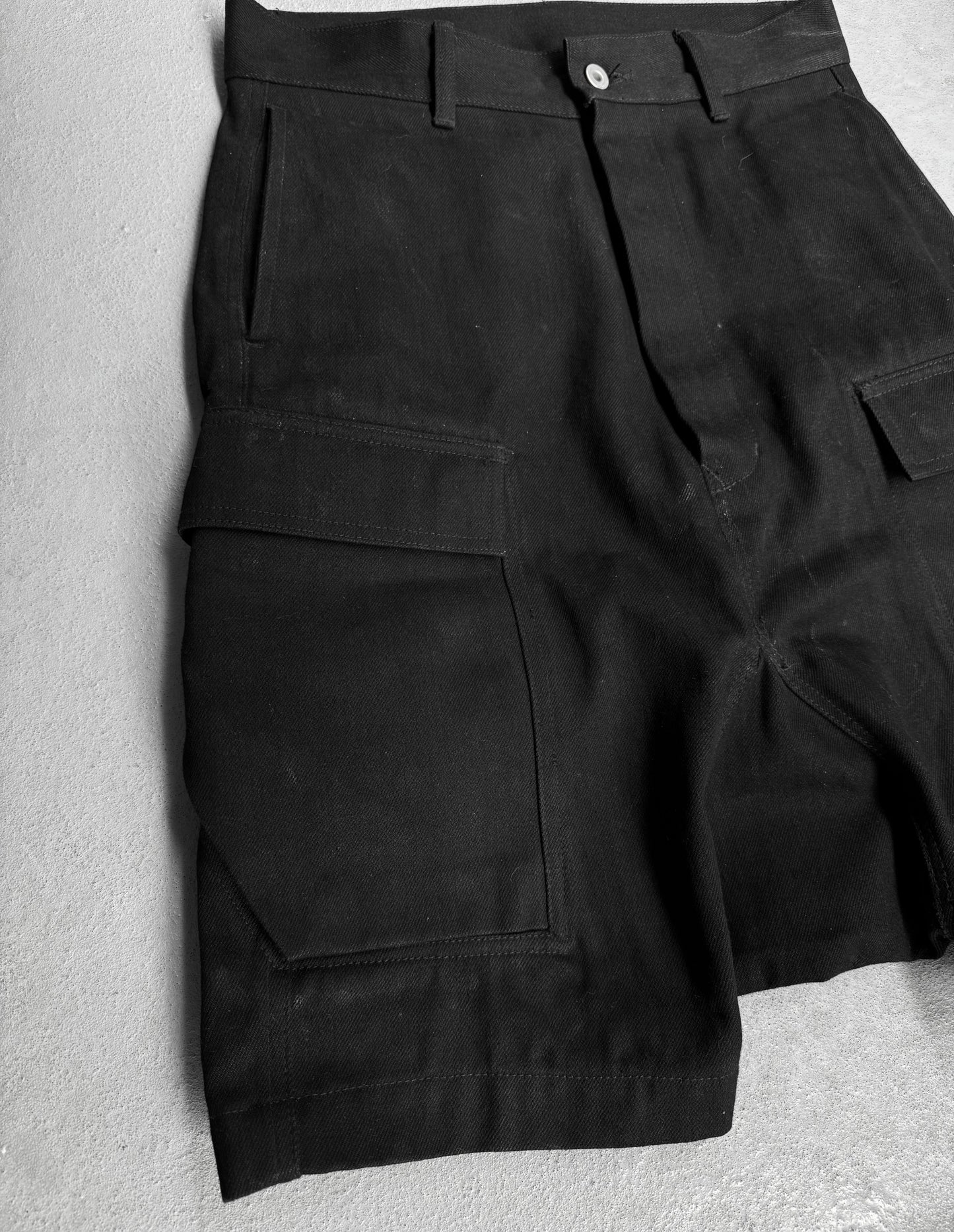 Rick Owens DRKSHDW SS23 “EDFU” 16oz Japanese Denim Cargo Shorts
