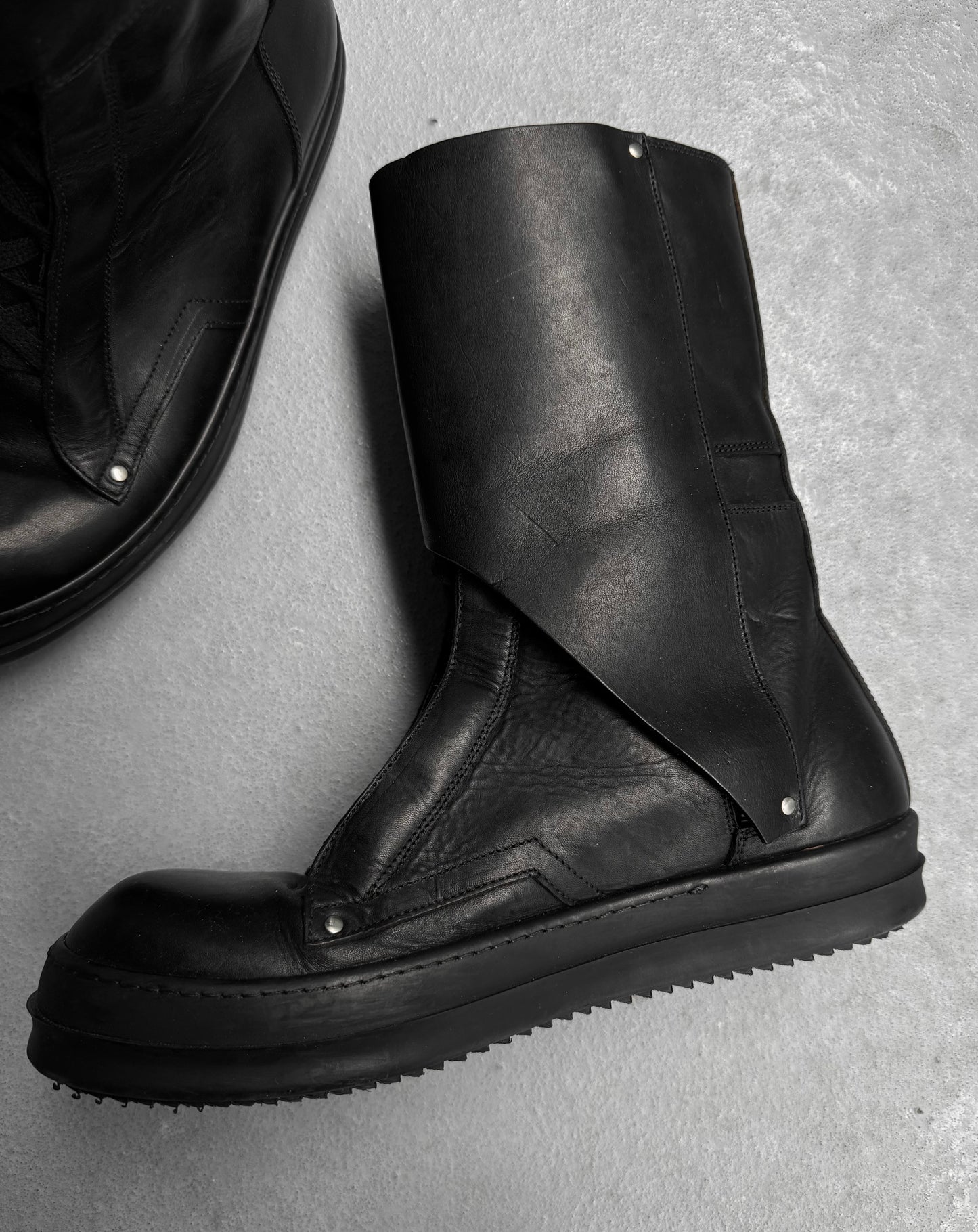 Rick Owens AW12 “MOUNTAIN” Army Leather Lace-up Boots