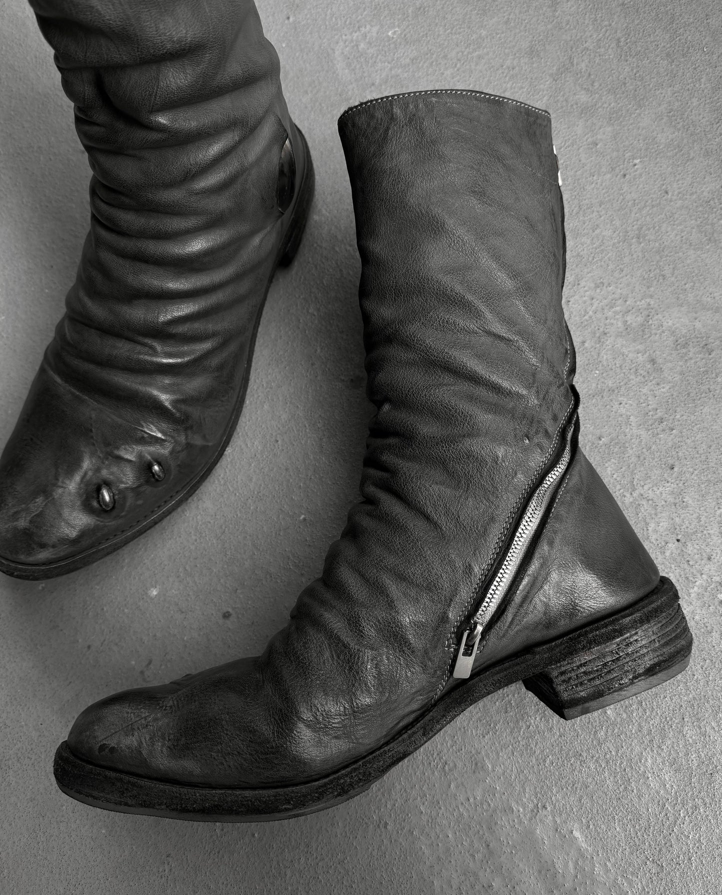 Carol Christian Poell ‘AM/2687P ROOMS-PTC/19’ Object-dyed Kangaroo Leather Titanium Prosthetic Tornado Zip Boots