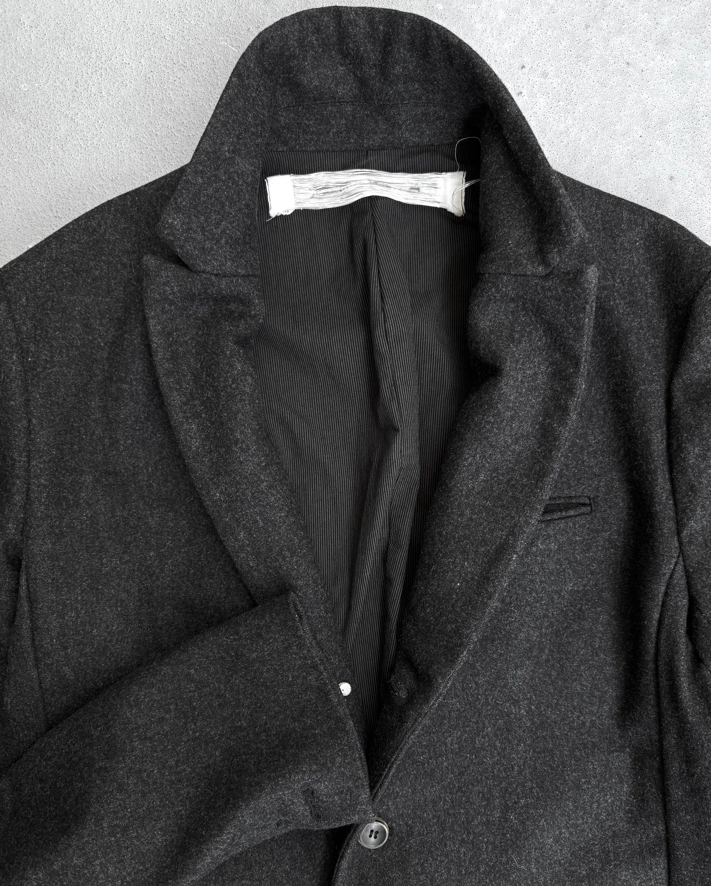 Individual Sentiments 'JK59-LW3' Three-button Notch Lapel Blazer