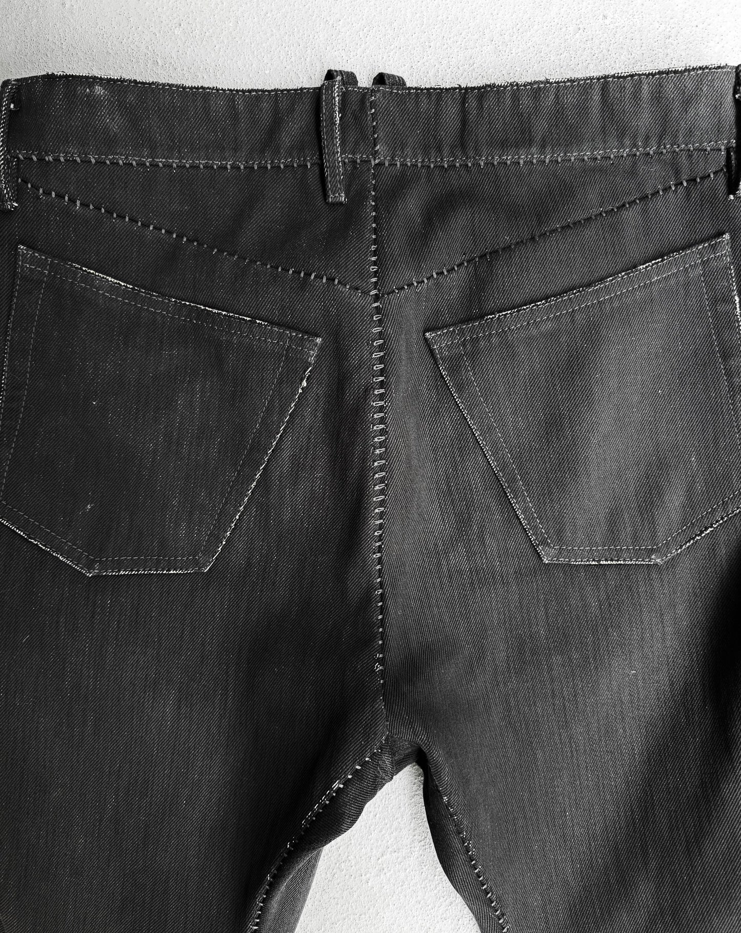 Carol Christian Poell ‘JM/2250 KIT-BW’ Overlock-Stitching J-Cut Denim