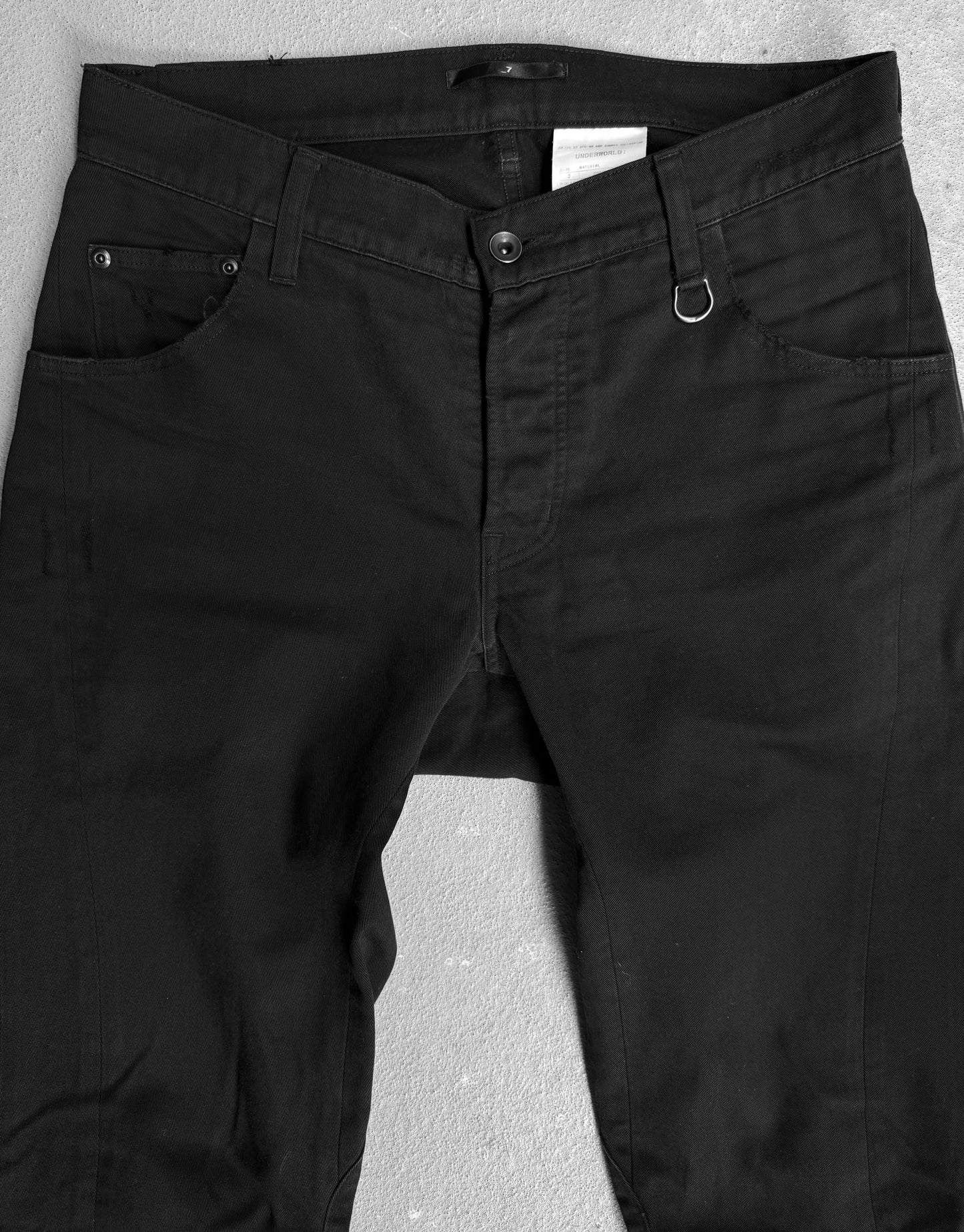 Julius_7 SS07 “UNDERWORLD;” Spiral Seam Cotton Twill Slim-fit Pants