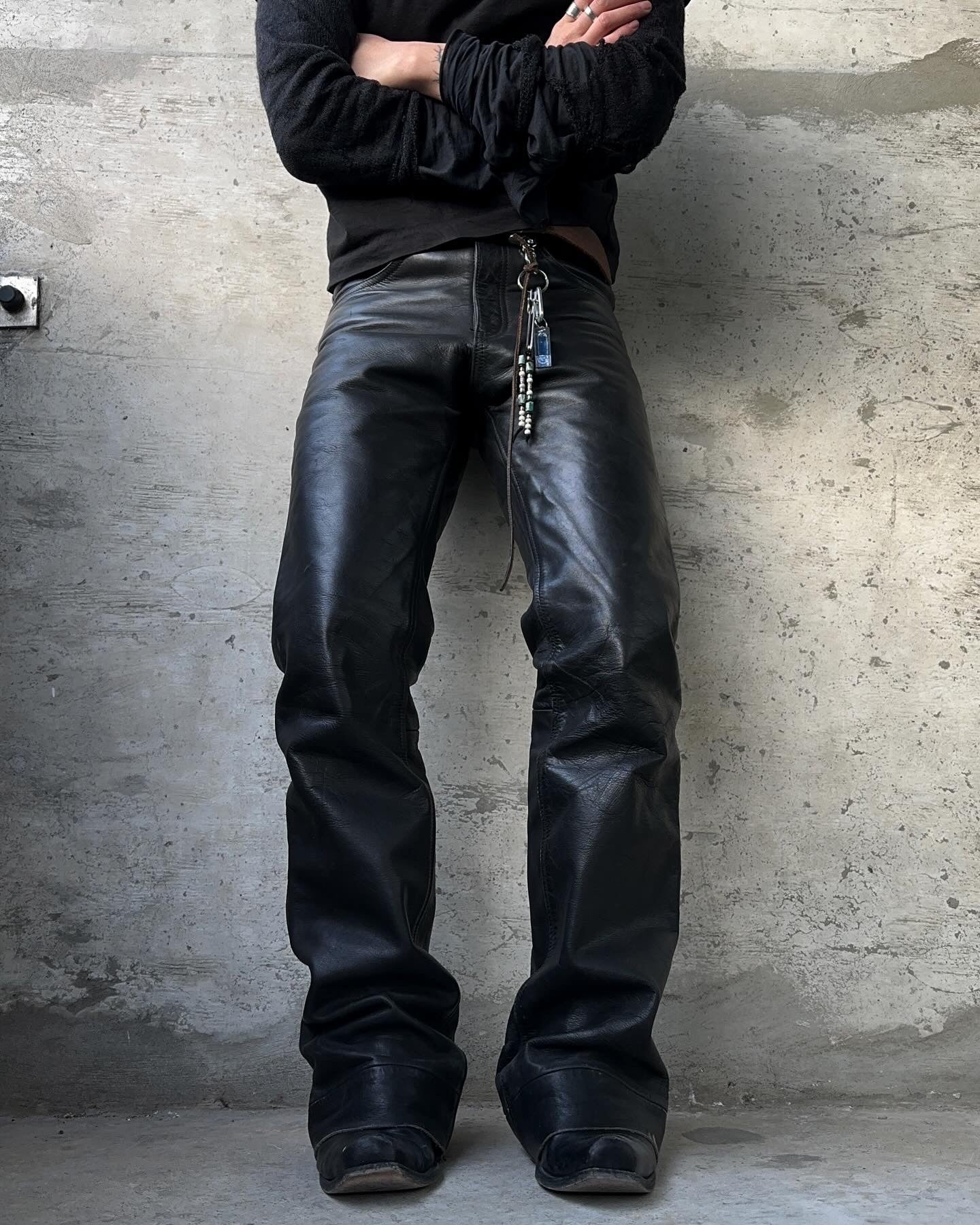 KADOYA K’s Leather 00s Raw Cowhide Leather Flare Pants