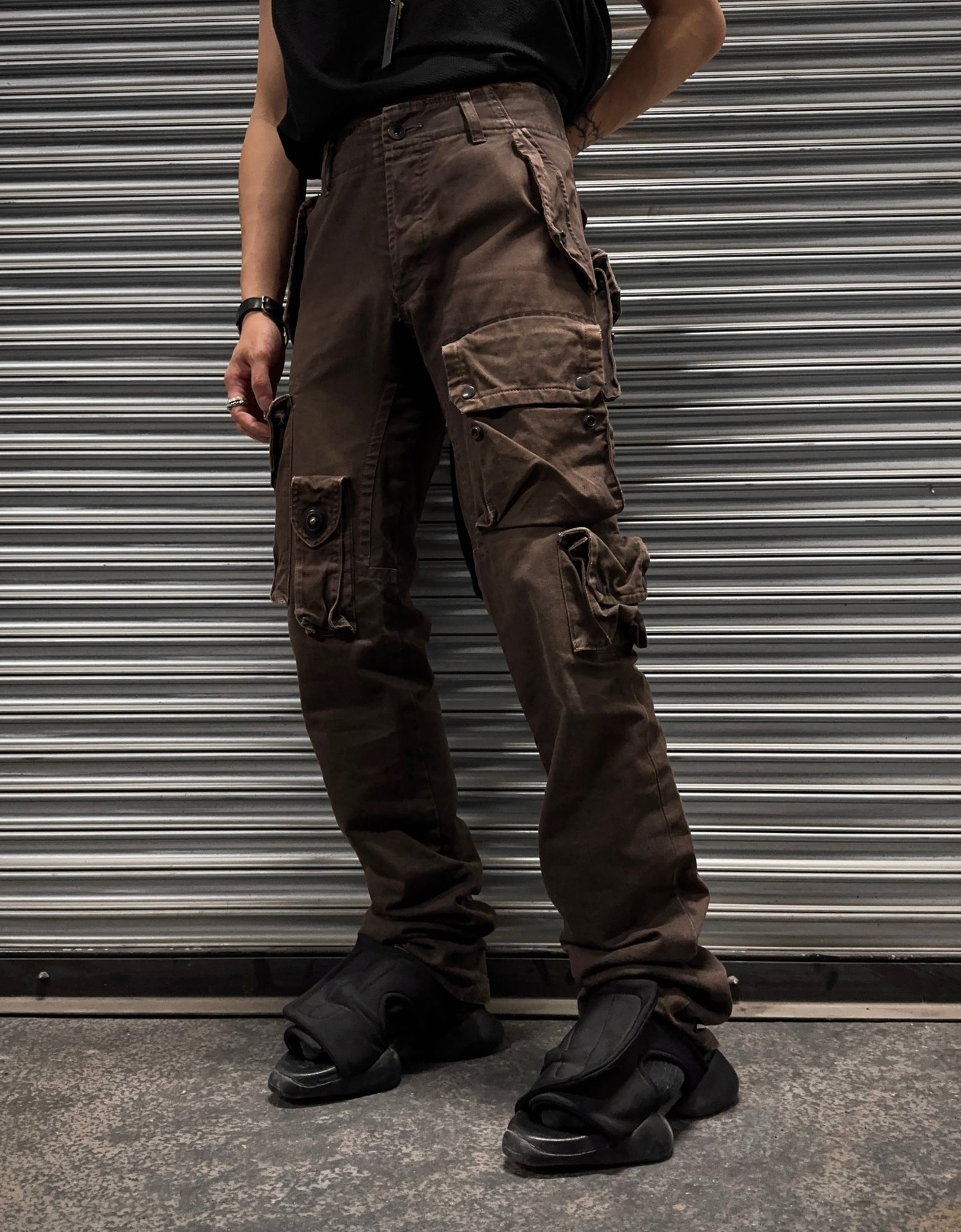 Julius_7 AW08 “Insanity in Industrial Inc. #2;” Cotton Gabardine Gasmask Cargo Pants