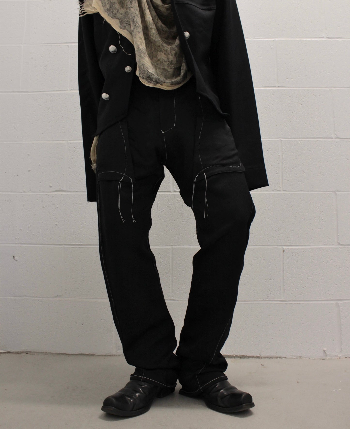 sulvam AW22 Frayed “Western” Embroidery Bootcut Dress Pants