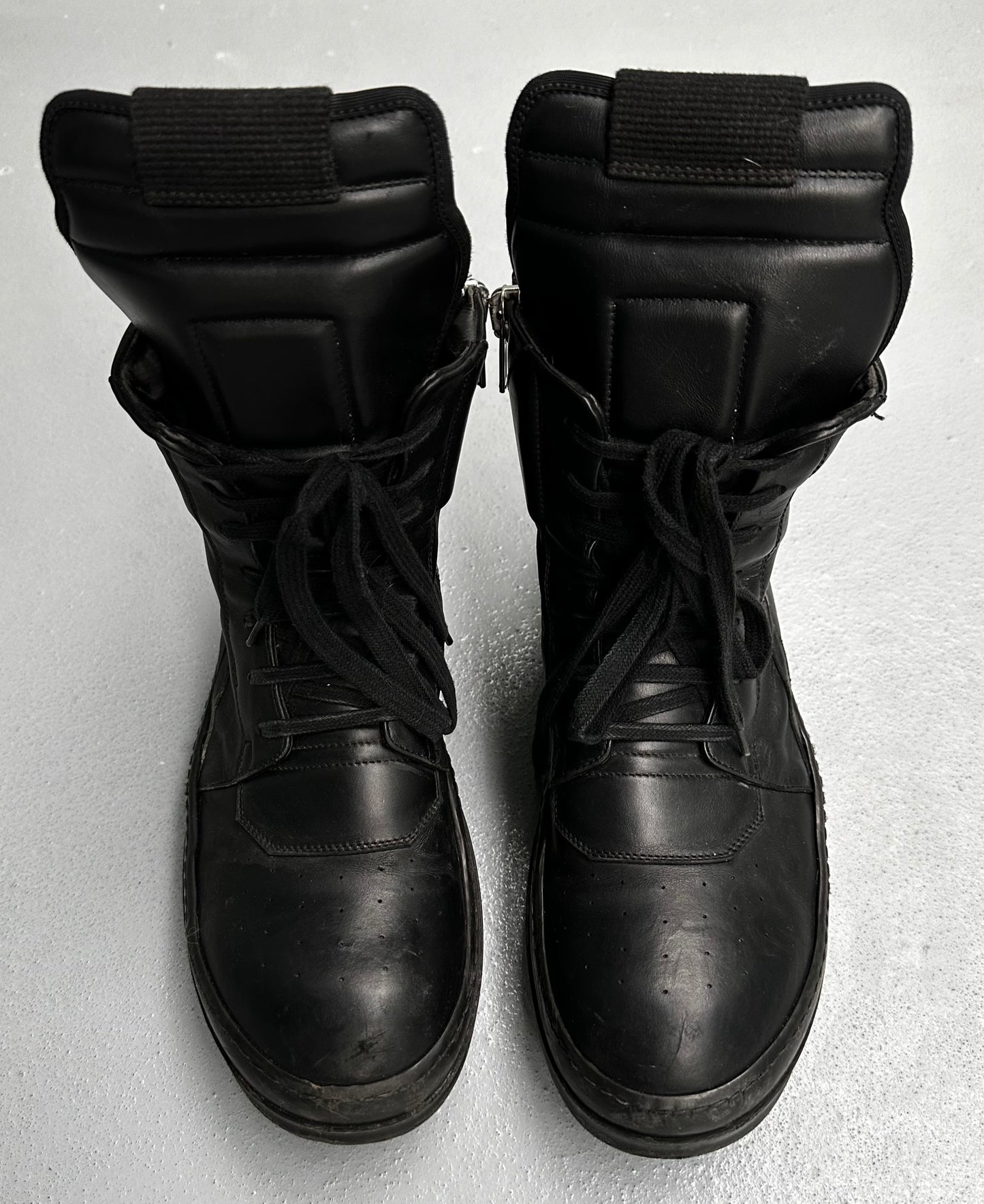 Rick Owens AW18 “SISYPHUS” All-black Leather Geobasket Sneakers