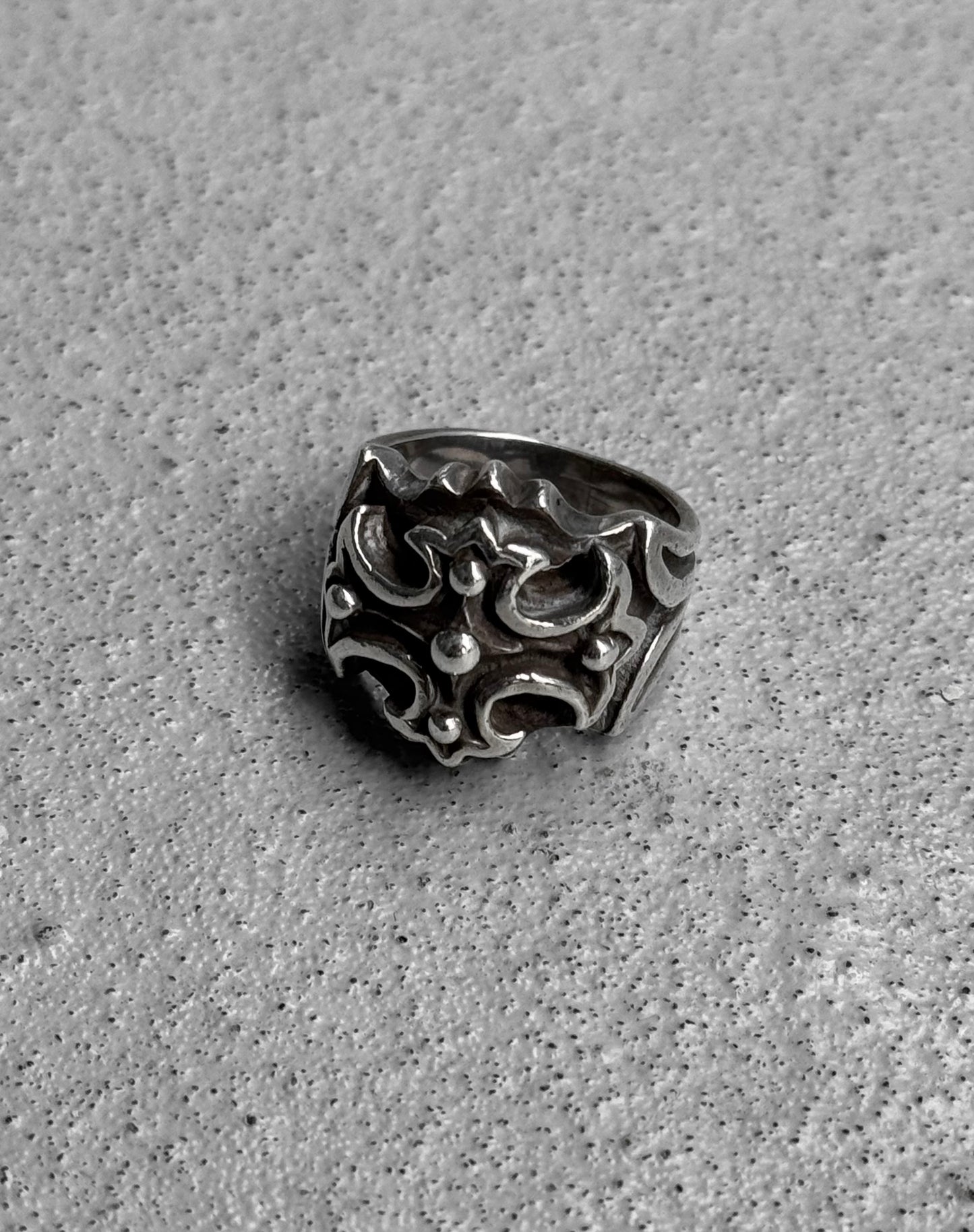 A&G Rock N’ Roll Couture Early 00s Gothic Baroque Cross Silver Ring