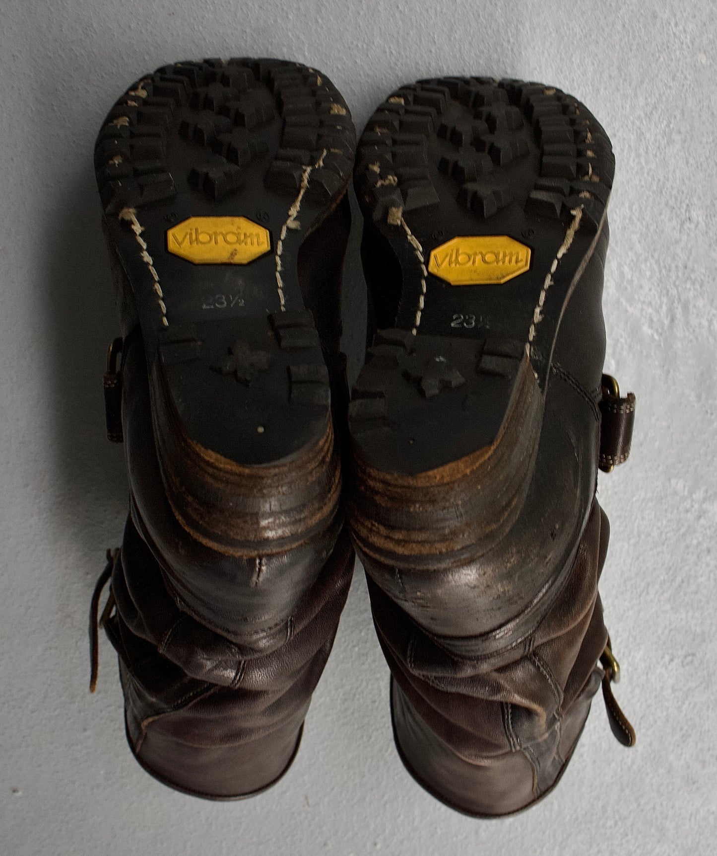 MiharaYasuhiro AW09 Twisted Leather Engineer Boots
