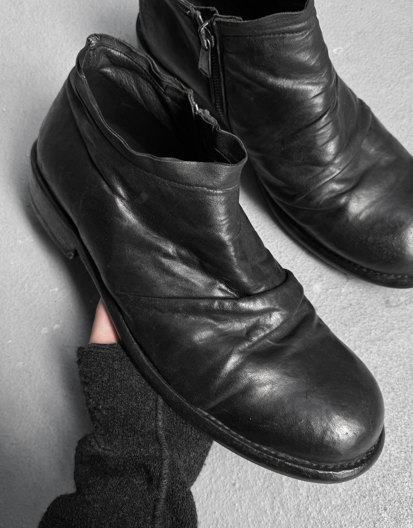 10sei0otto Folded Horse Leather Side-zip Derbies