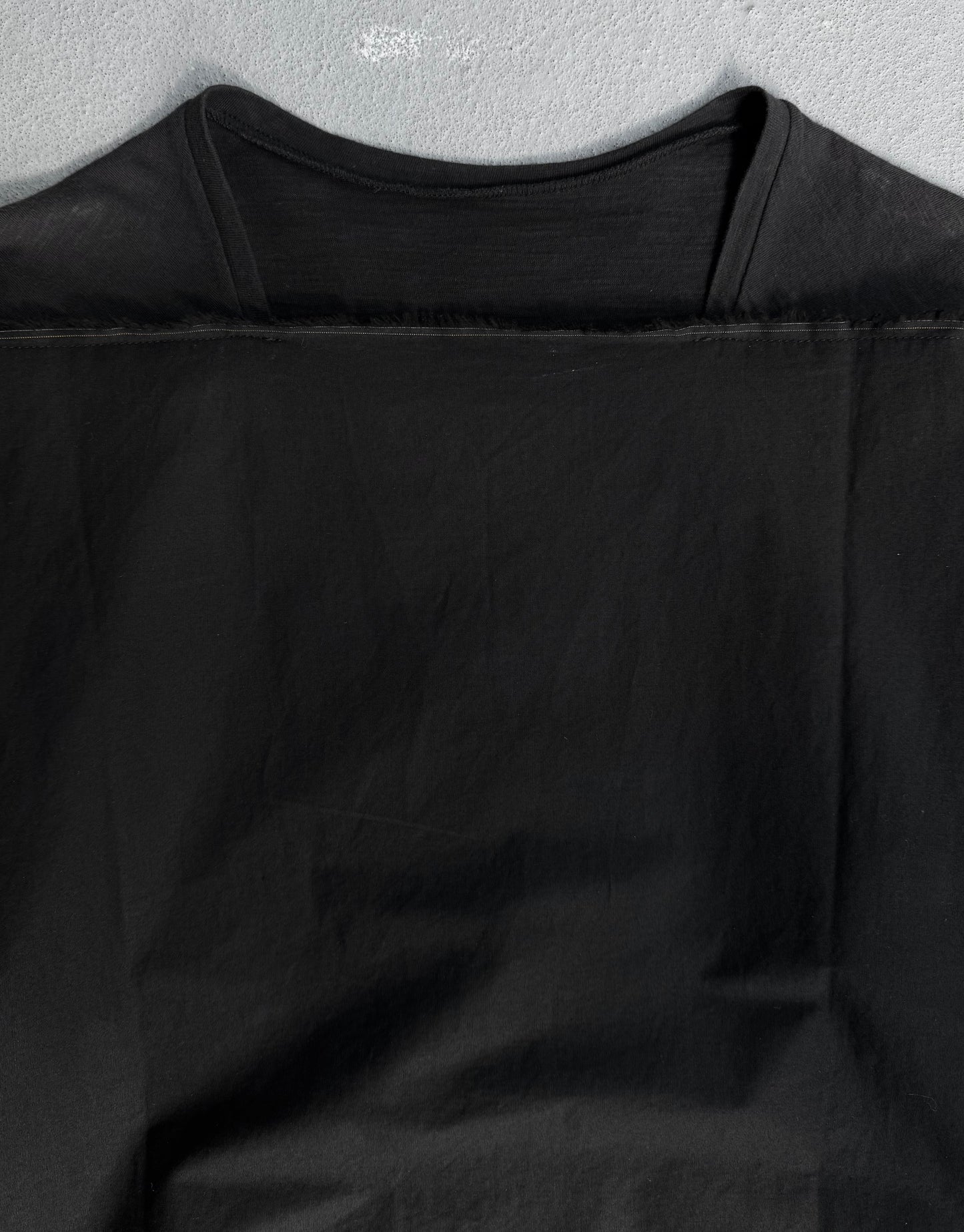 m.a+ by Maurizio Amadei Two-tone Hybrid Panels T-shirt