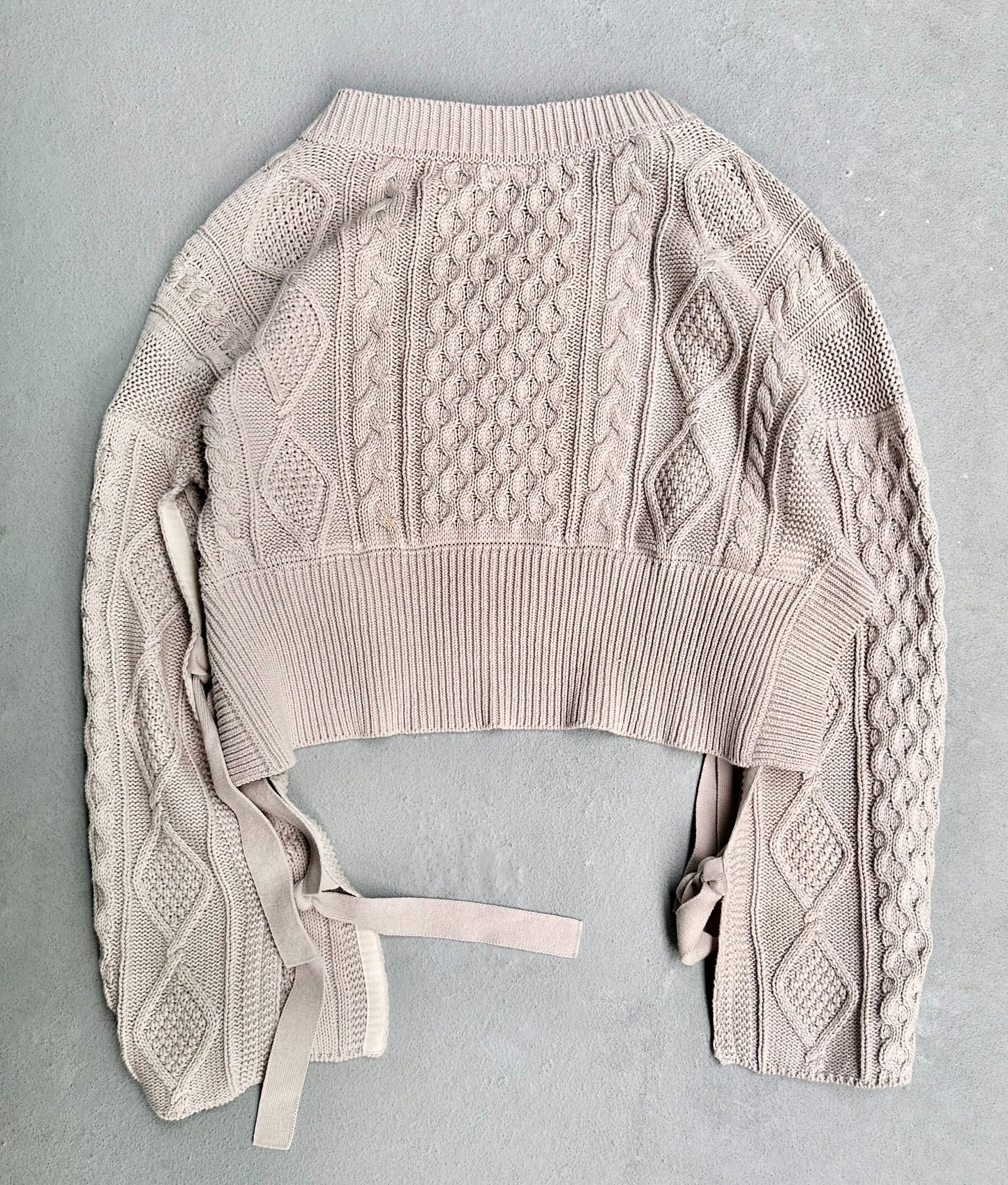 MiharaYasuhiro AW20 Cropped ‘Bondage’ Straps Cable Knit Sweater