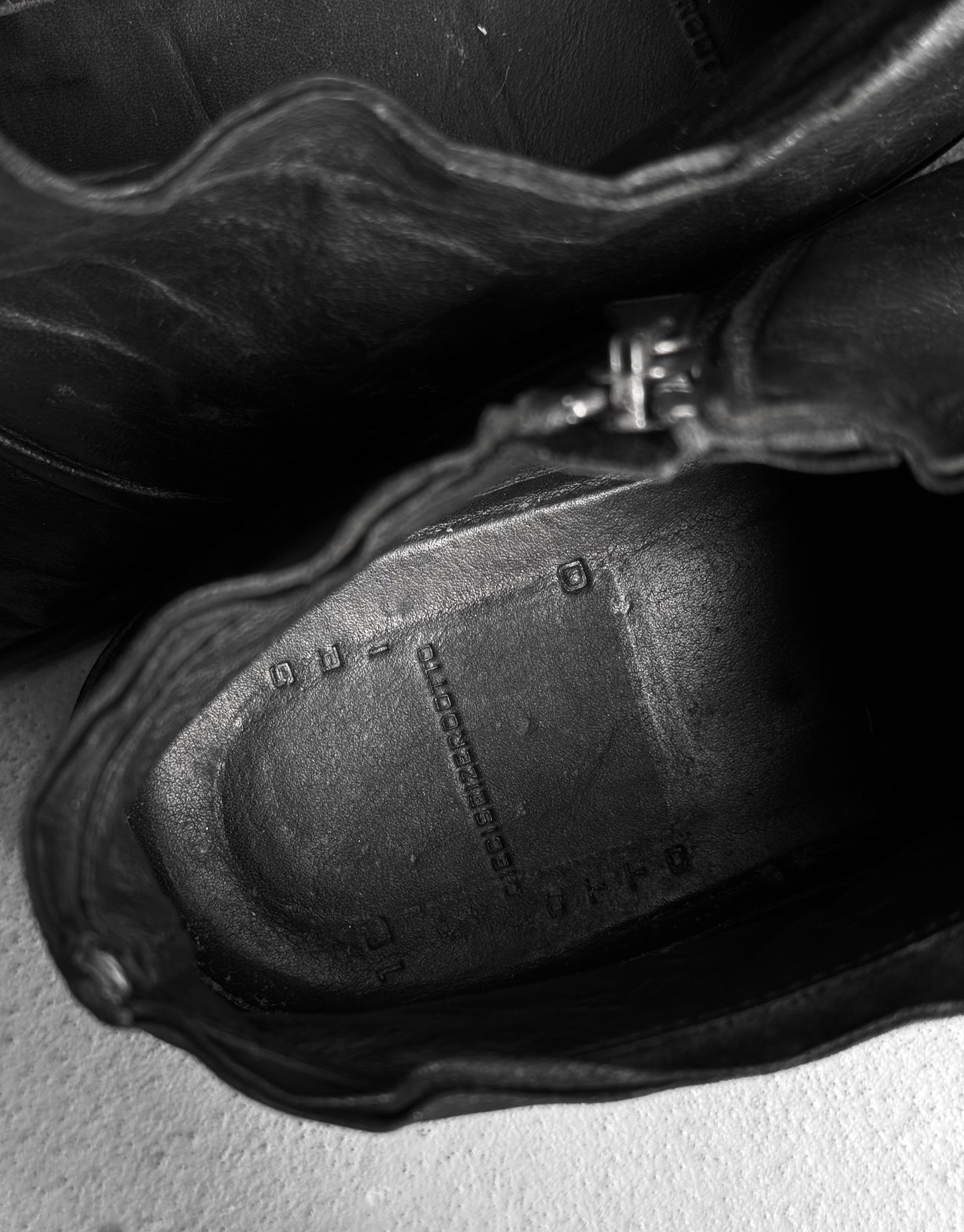 10sei0otto Folded Horse Leather Side-zip Derbies