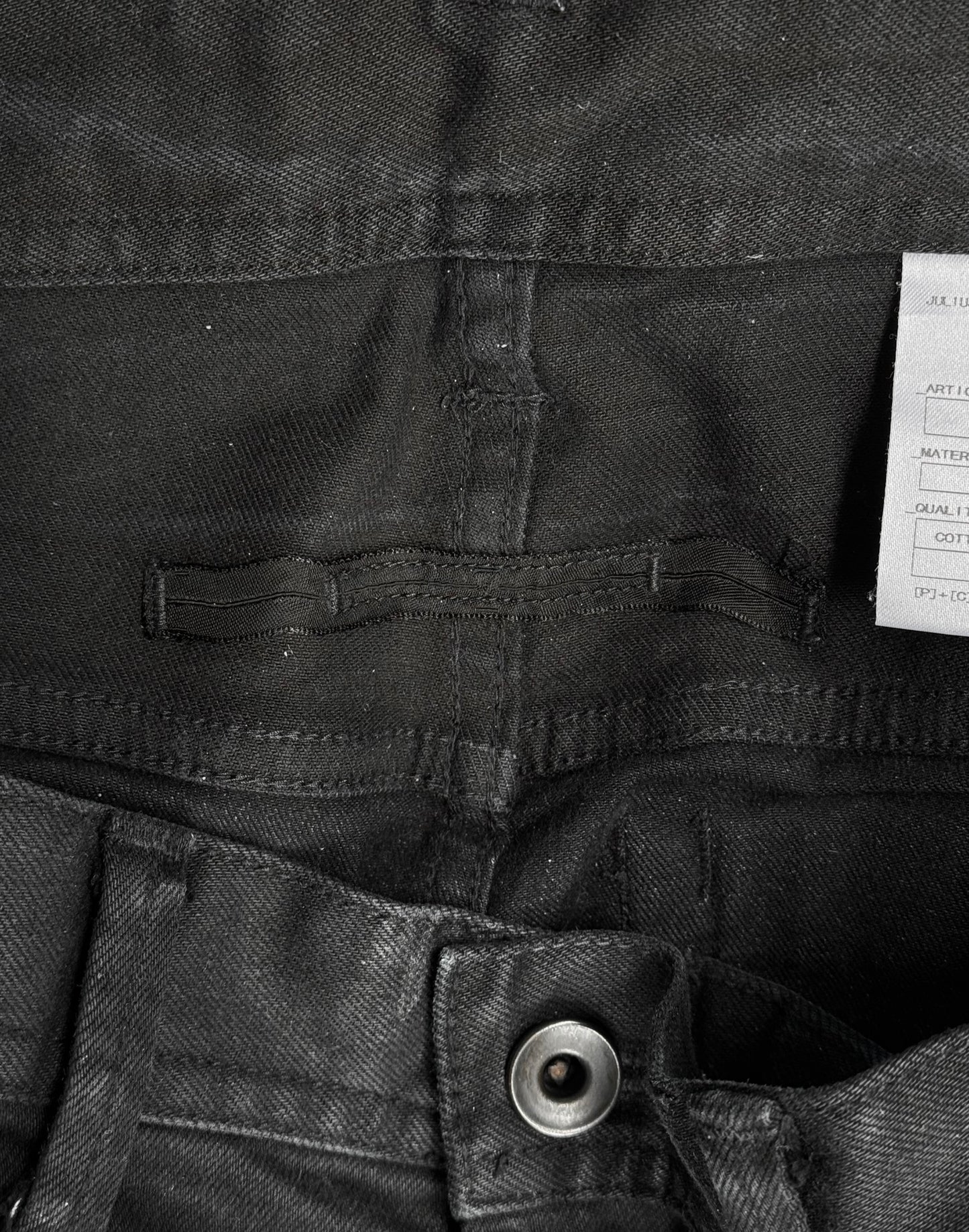 Julius_7 SS17 “Knives;” Waxed Slit Knee-Panels Skinny Denim