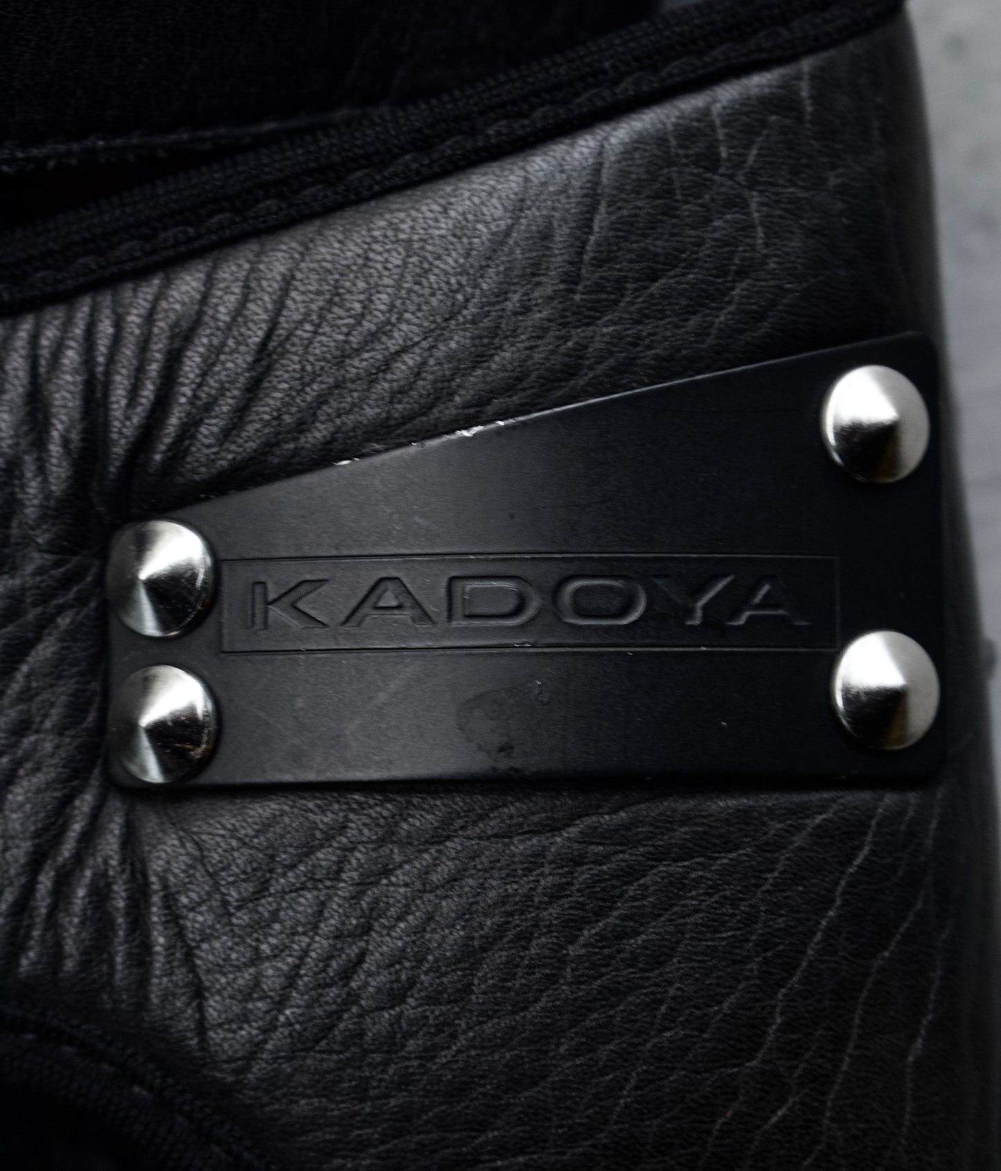 KADOYA 00s “HAMMER” Studded Motorcycle Gloves