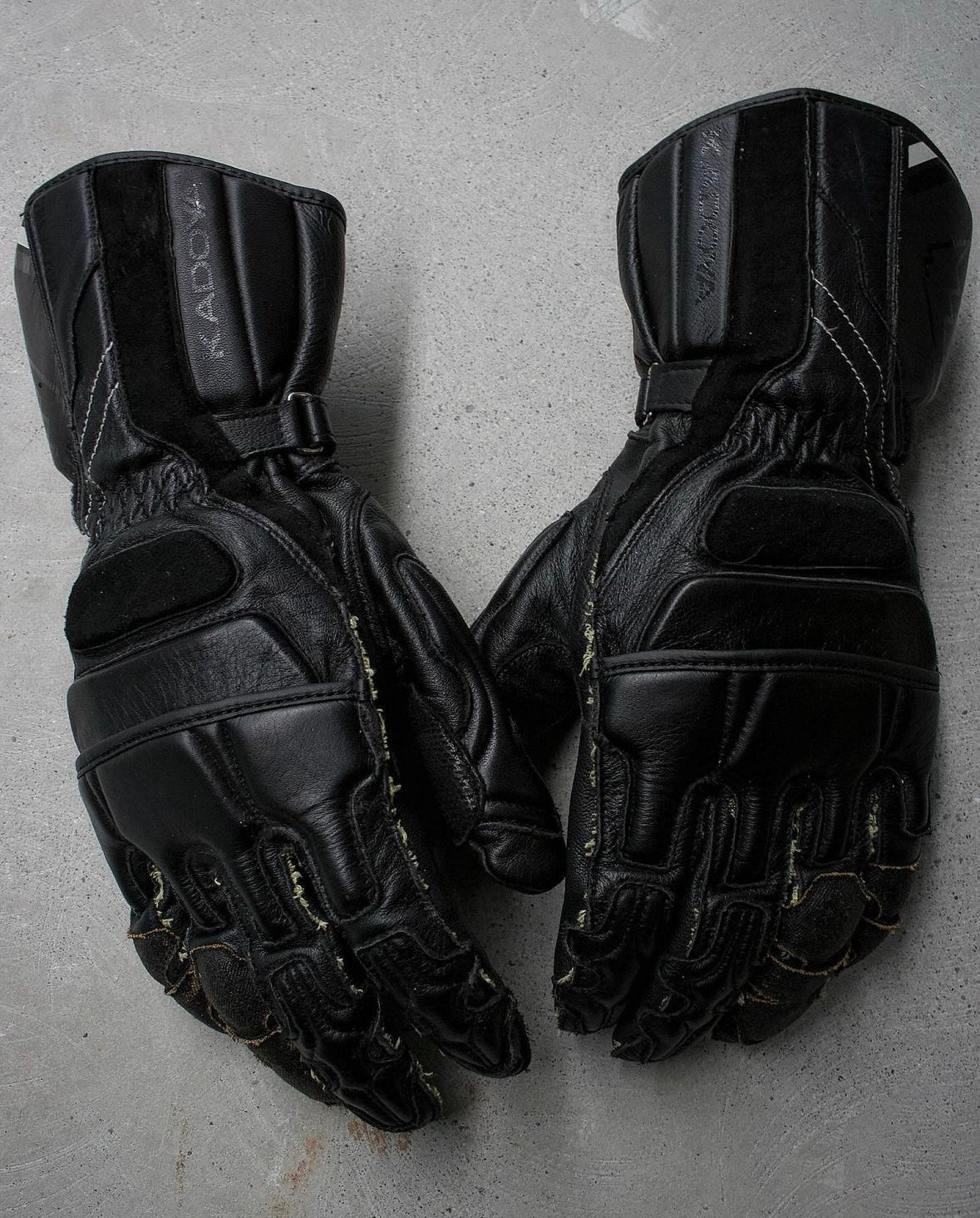 KADOYA x Kushitani “GPS GLOVE-K” Padded Lambskin Leather Motorcycle Gloves