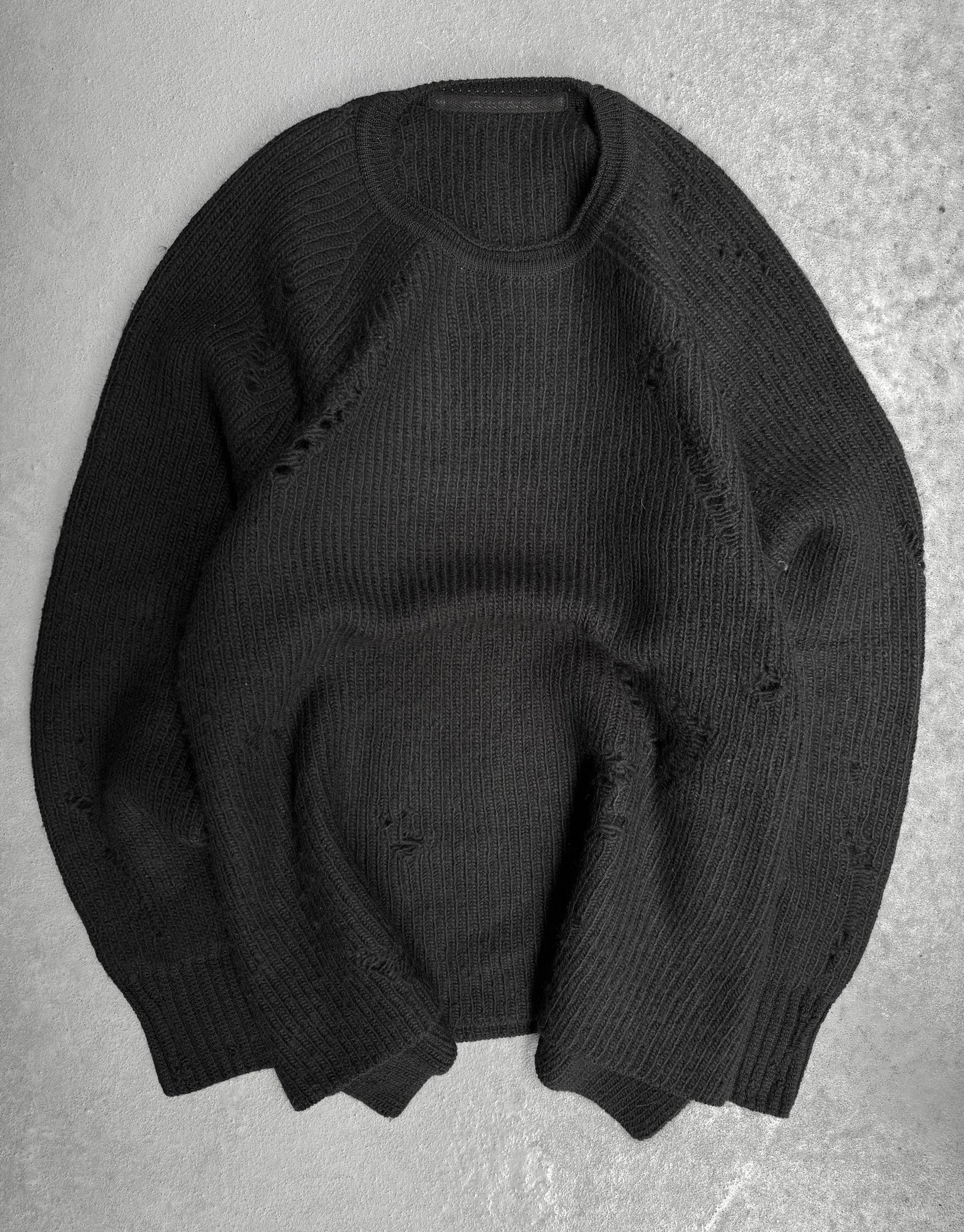 Julius_7 AW18-19 “ISDN;” Distressed Roving Wool Knit Sweater