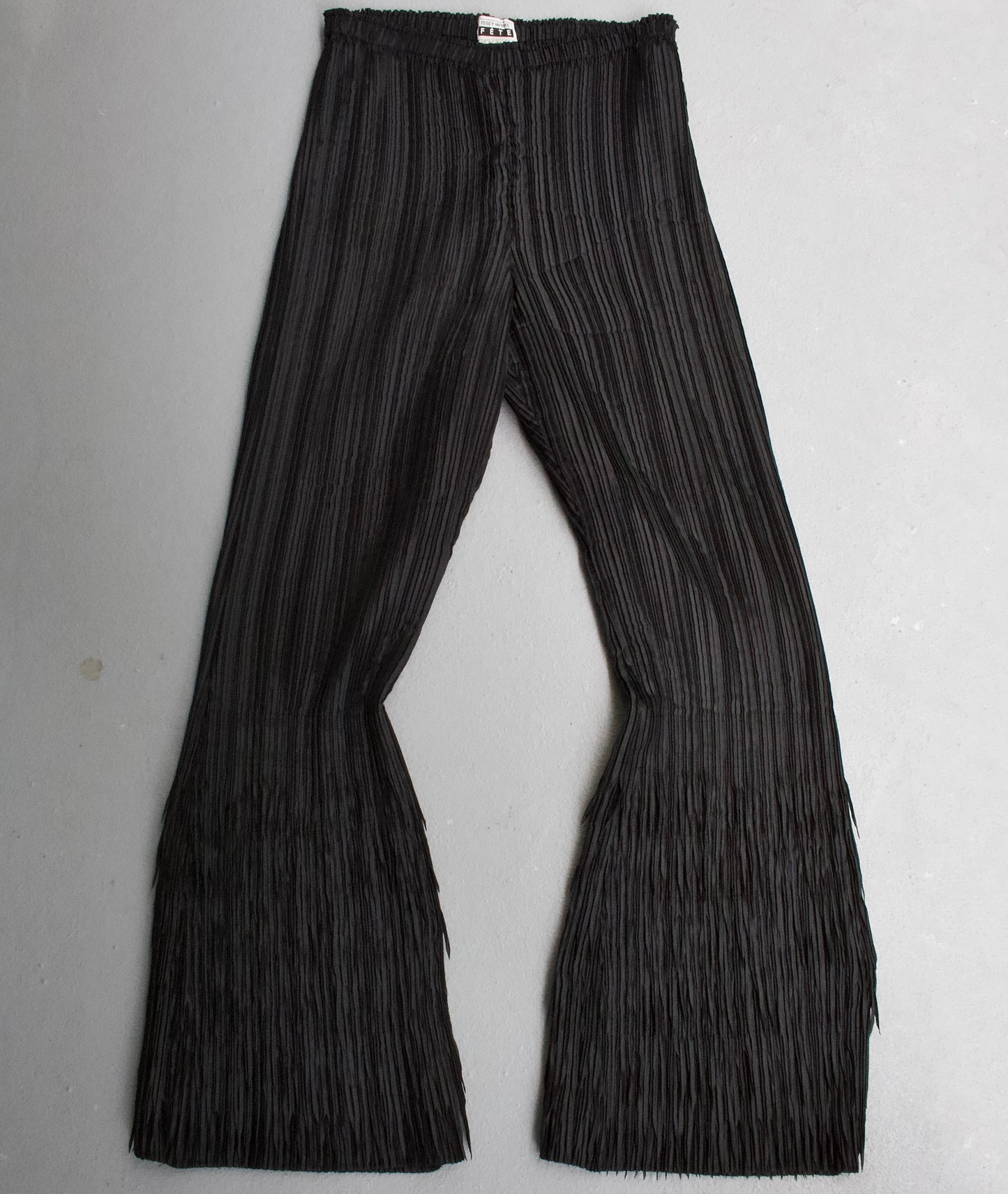Issey Miyake FÉTE Early 00s Pleated Flare Pants