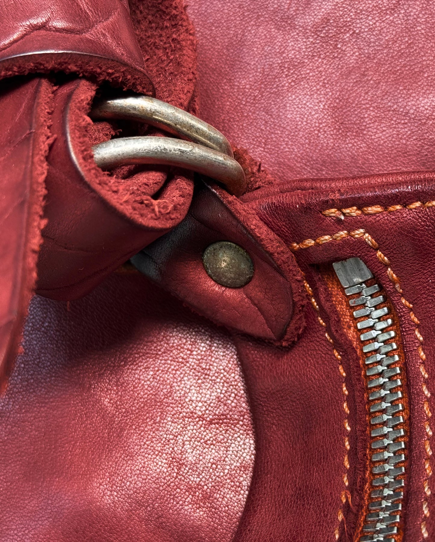 GUIDI ‘Q10M’ Red Full-grain Horse Leather Shoulder Bag