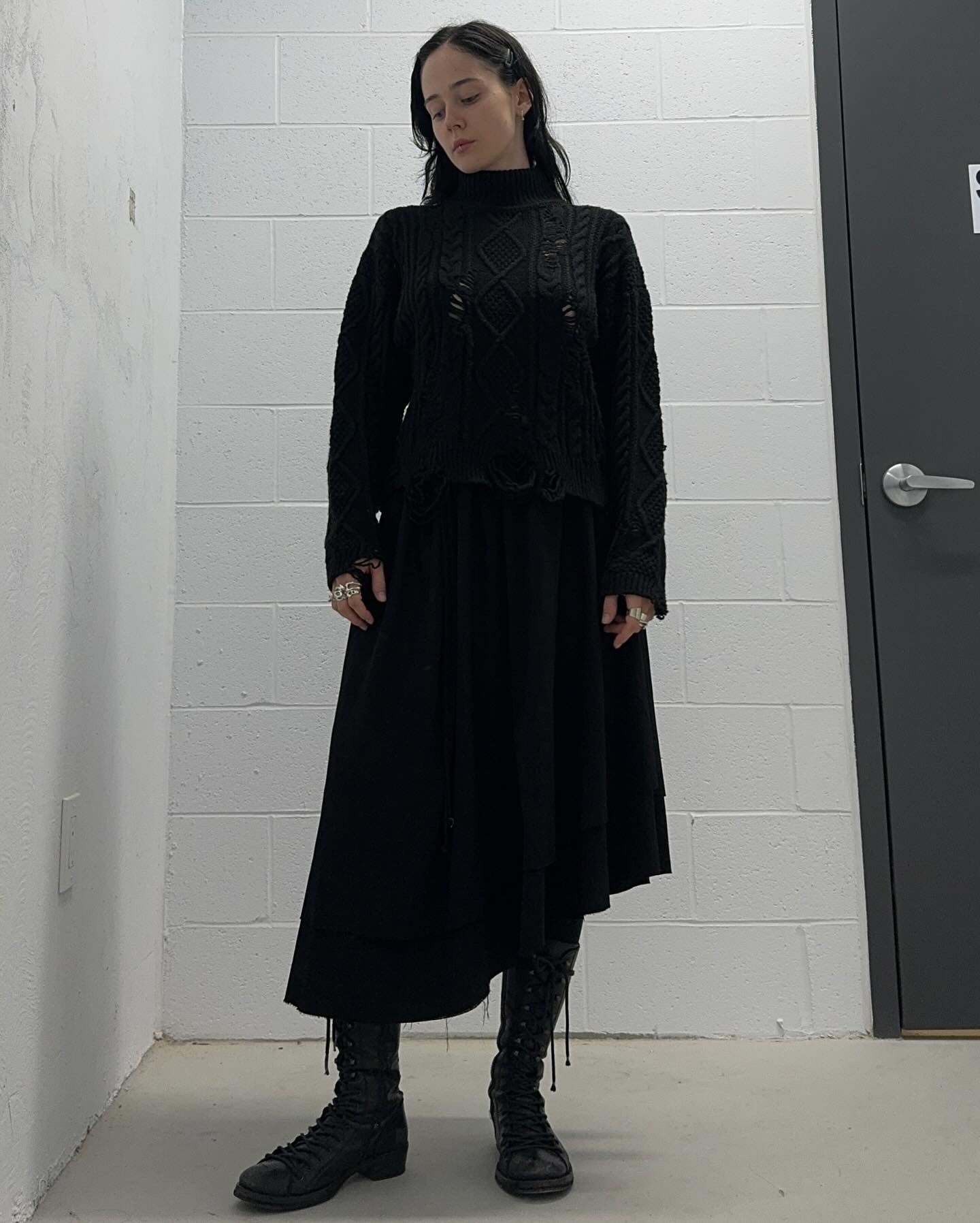 MiharaYasuhiro AW10 Distressed Cable-Knit Crop Sweater