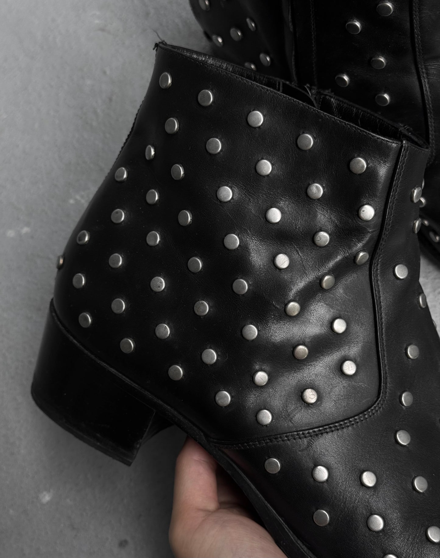 Saint Laurent Paris AW14 Studded Calfskin Leather Wyatt Chelsea Boots