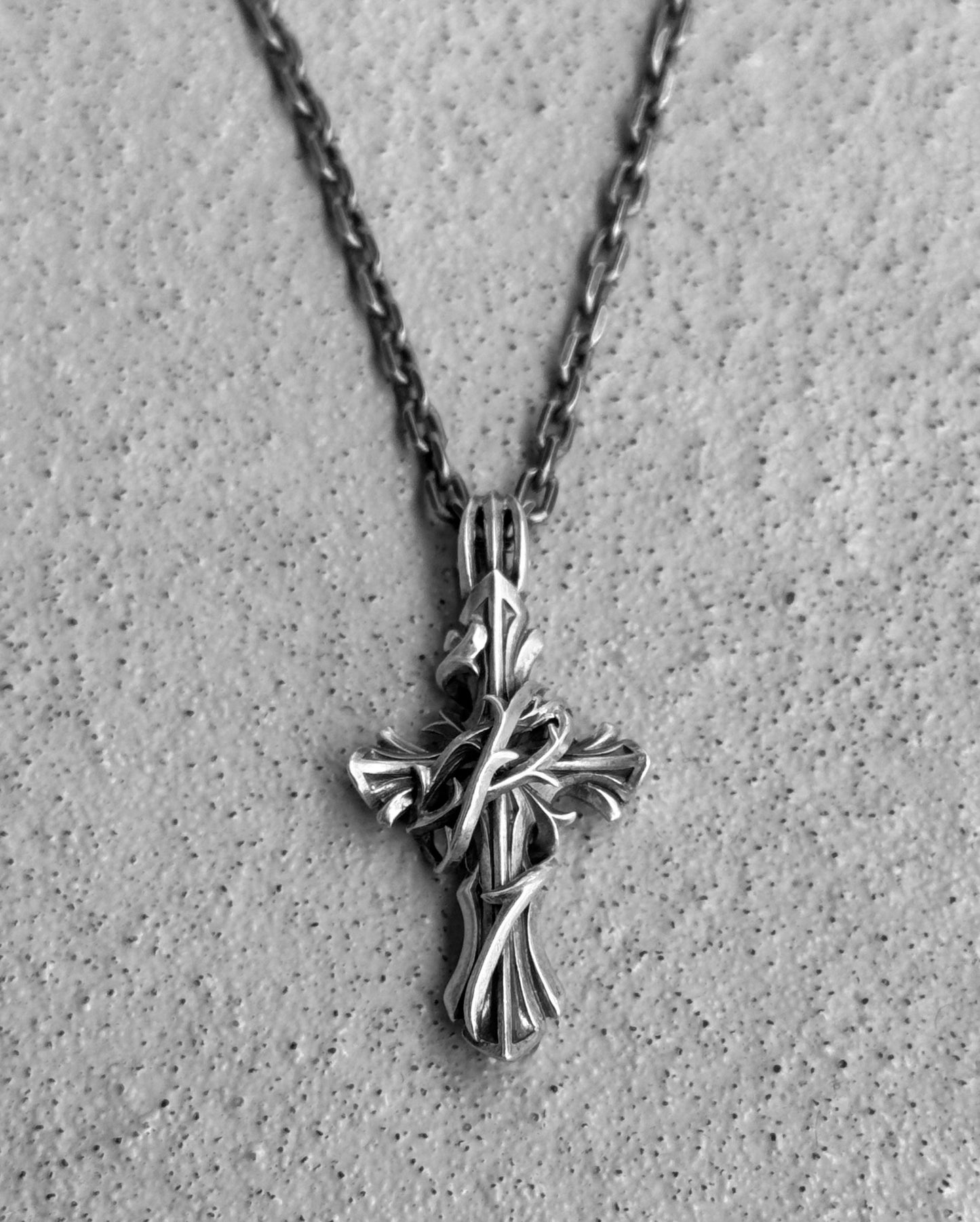 M’s COLLECTION (BLESS) Early 00s Cross Pendants Chain