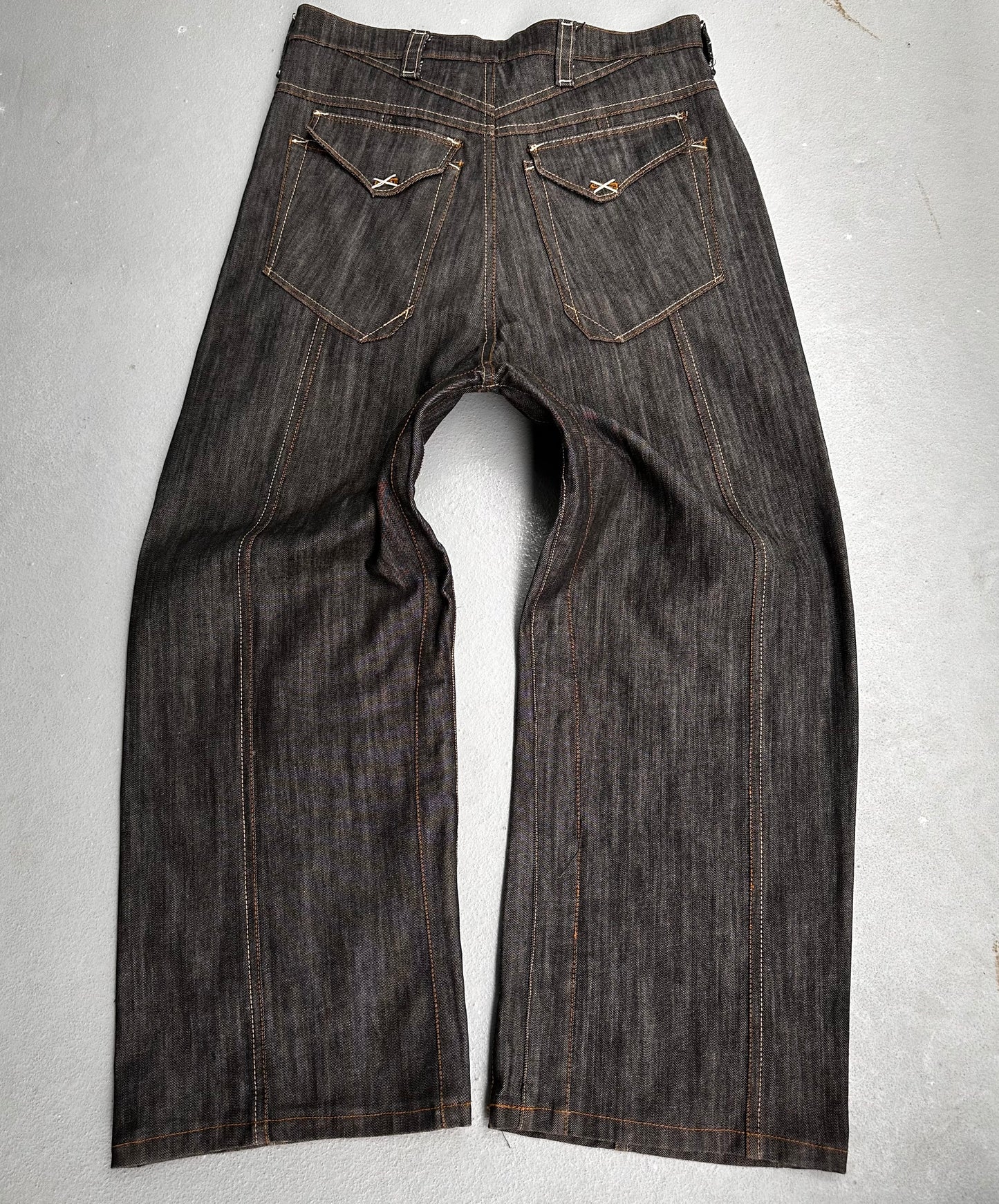 KREČET SS24 Wide Cut Black Raw Denim