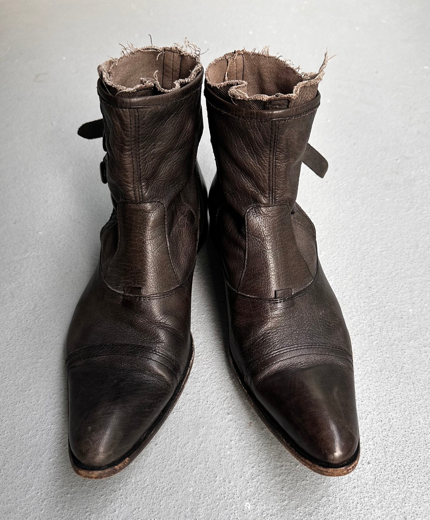 alfredoBANNISTER Early 00s Leather Ankle Button Boots
