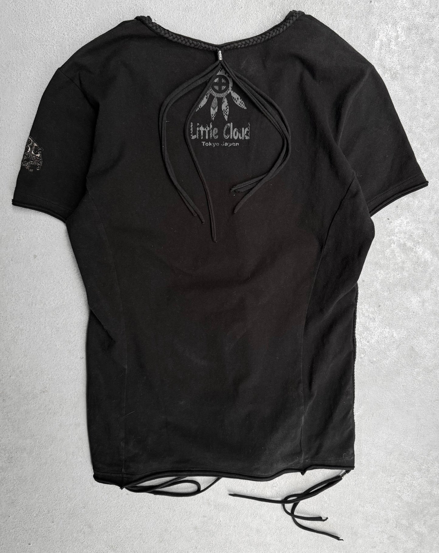 SCHORL by Kazuhisa Komura (5351) ‘Feather’ Graphic Fringe T-shirt