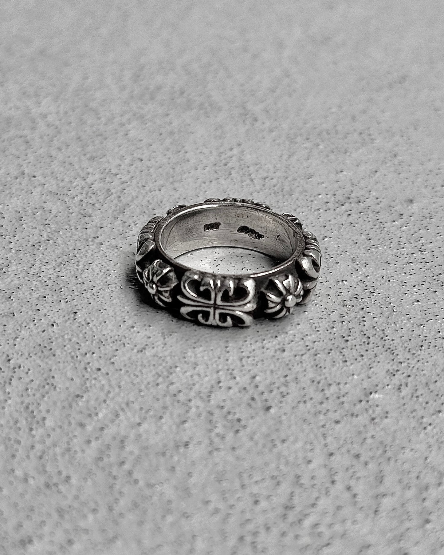 A&G Rock N’ Roll Couture Early 00s Silver Fleur Cross Band Ring