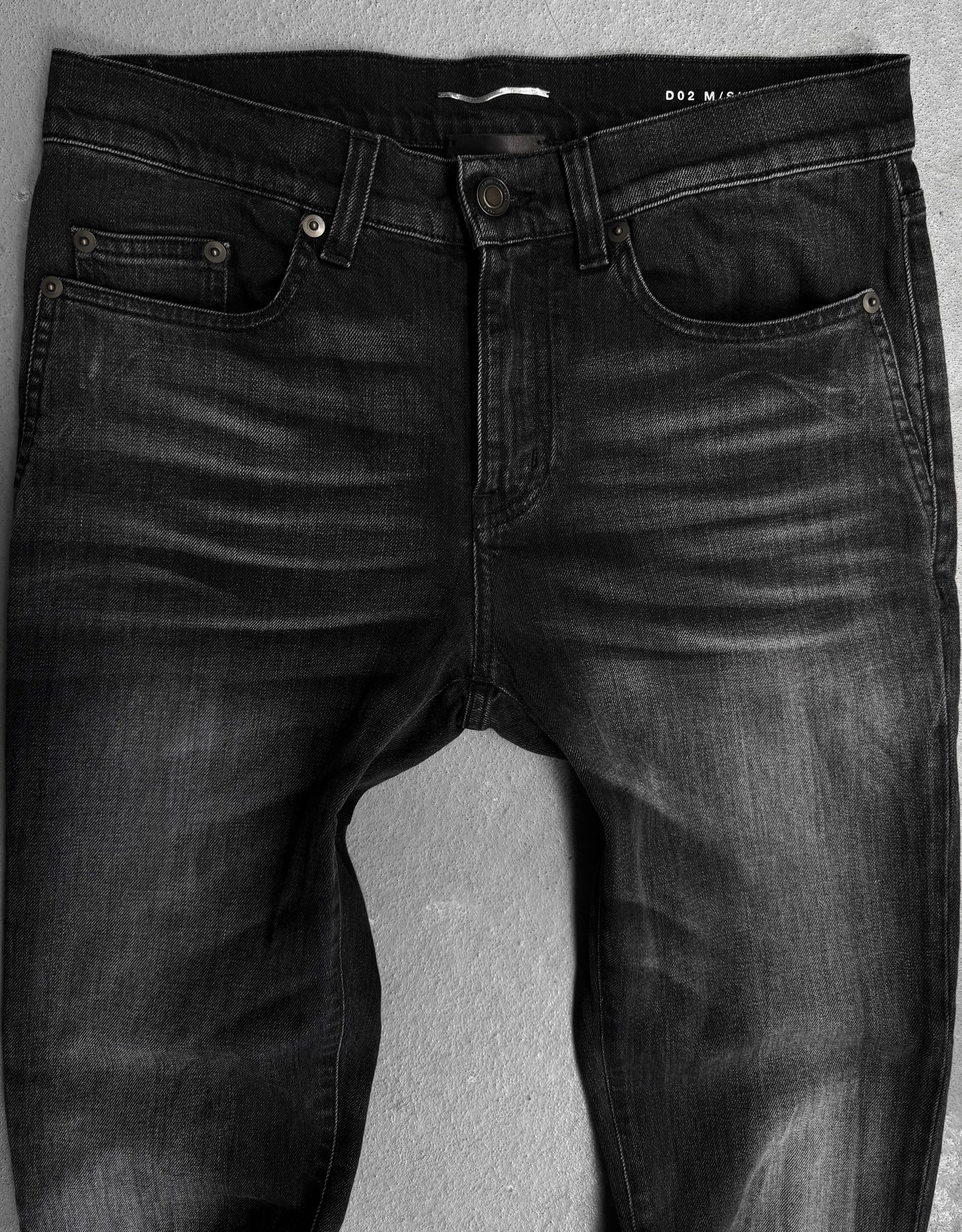 Saint Laurent Paris AW17 Washed Black ‘D02’ Claw-mark Skinny Denim