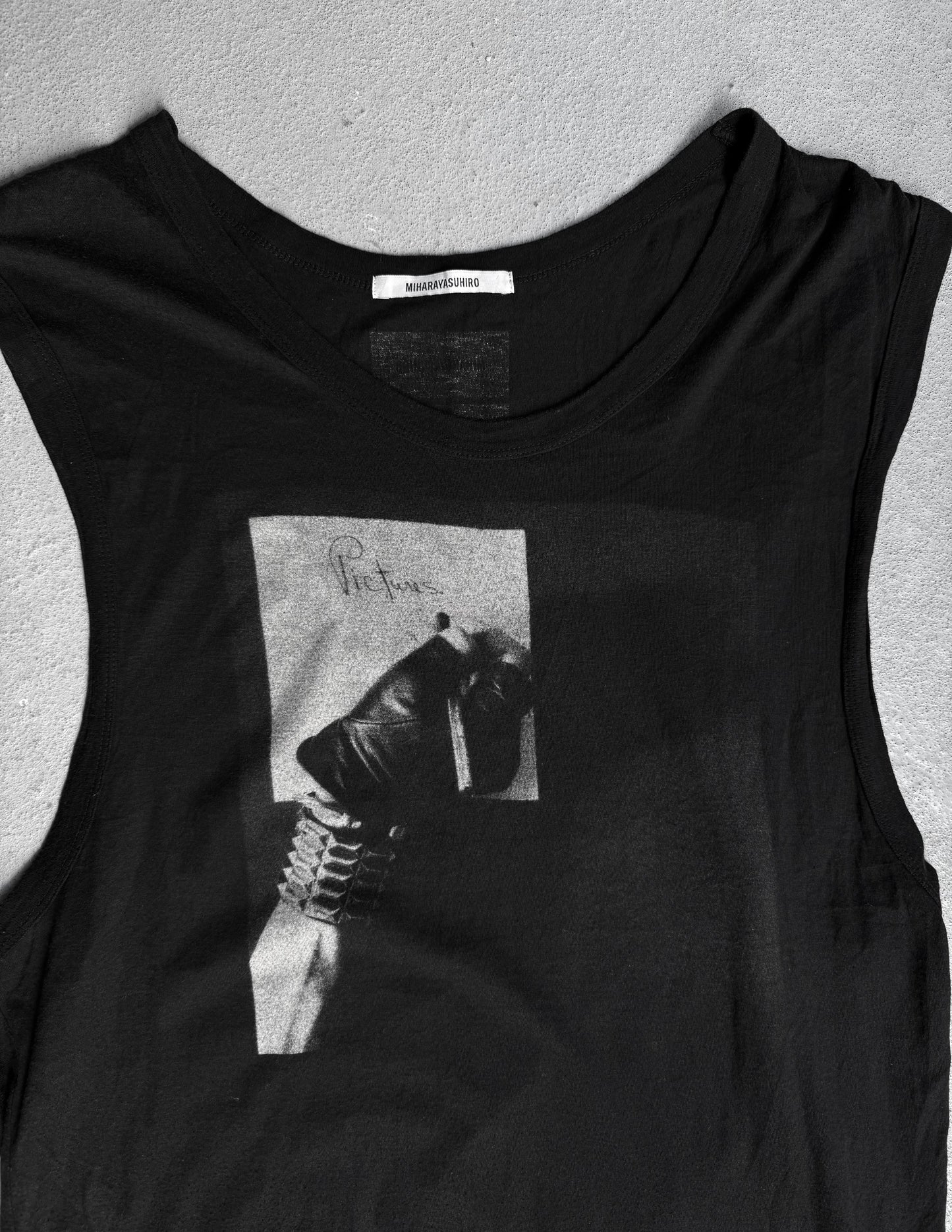 MiharaYasuhiro SS10 Mapplethorpe’s ‘Pictures’ Graphic Tank Top