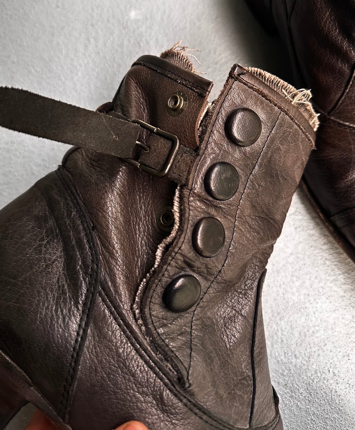 alfredoBANNISTER Early 00s Leather Ankle Button Boots