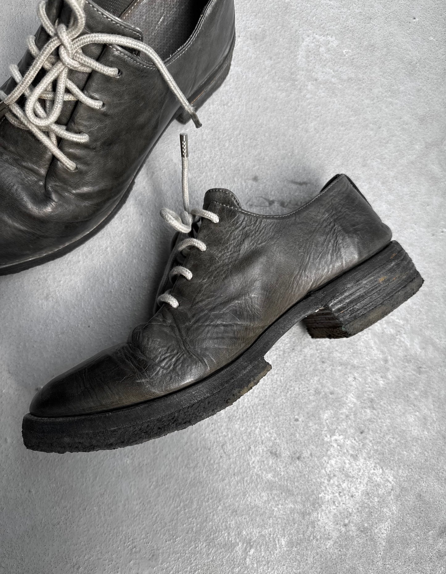 Carol Christian Poell ‘AM/2597 IN CORS-PTC’ Grey Object-dyed Horse Leather Folded Officer Derbies