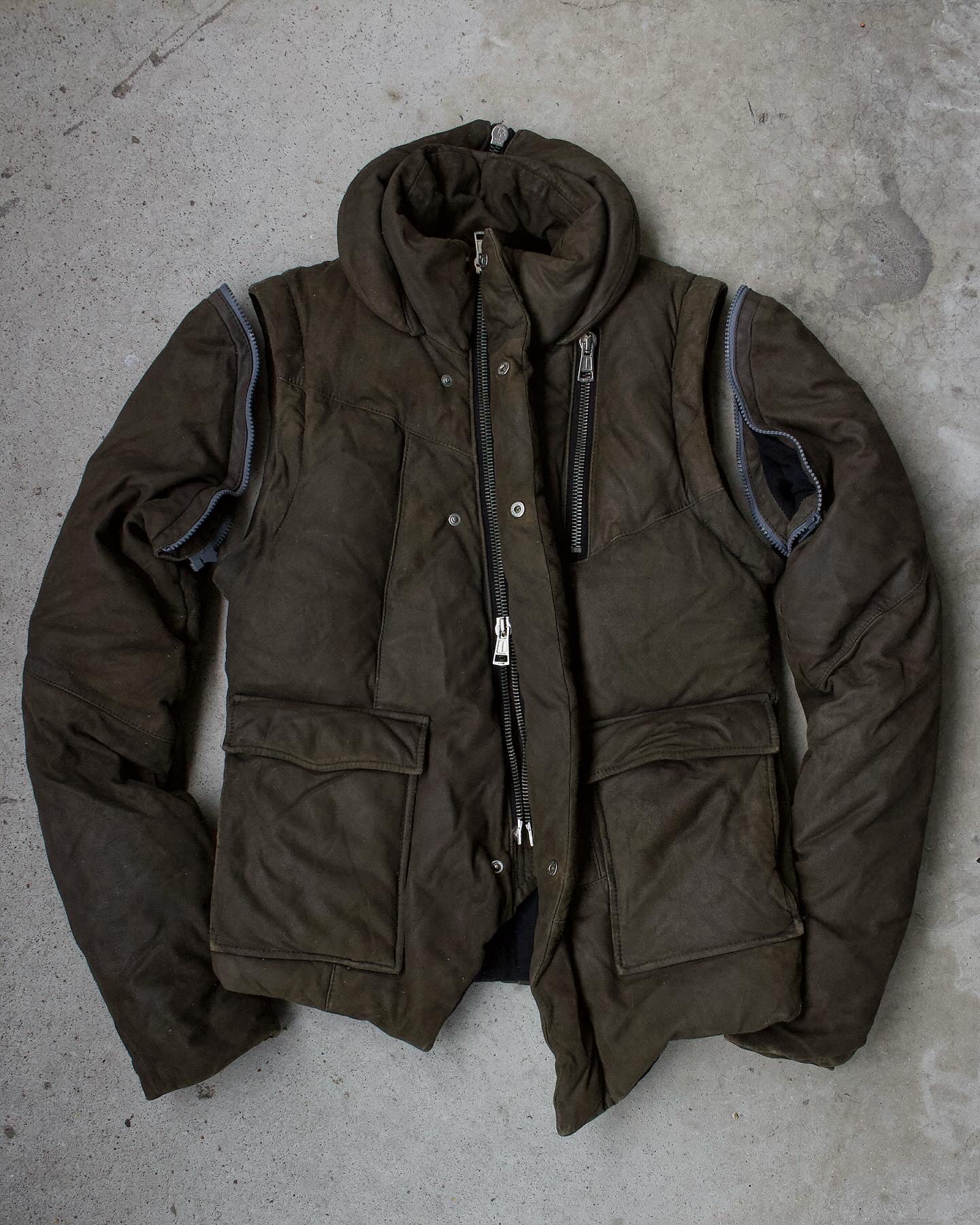 Diet Butcher Slim Skin suede sheep down jacket with removable sleeves