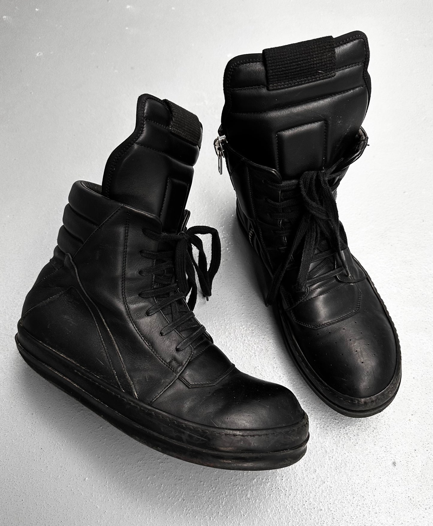 Rick Owens AW18 “SISYPHUS” All-black Leather Geobasket Sneakers
