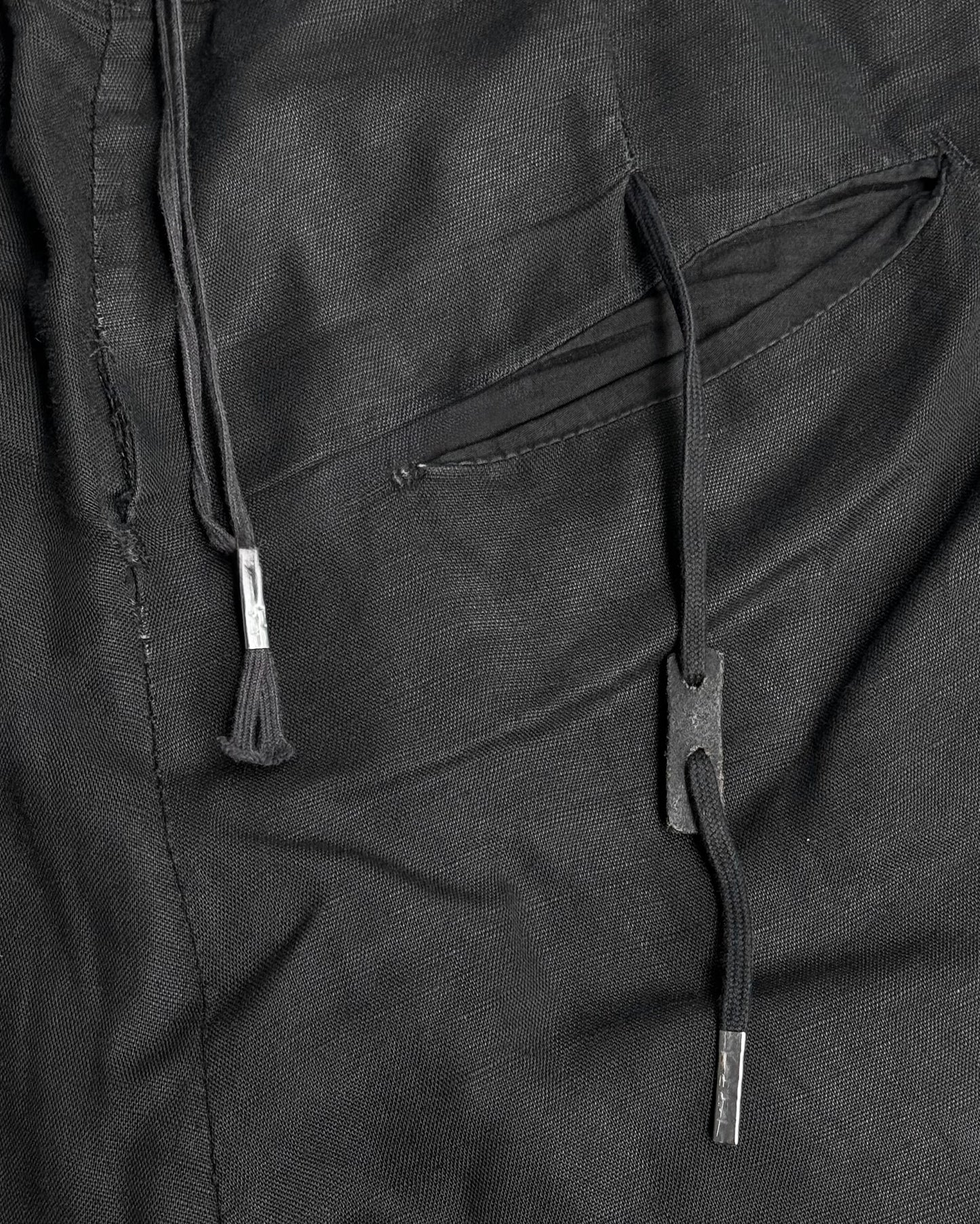 Boris Bidjan Saberi SS16 Articulated Cut Linen Shorts detail | DRIEW GARMENTS