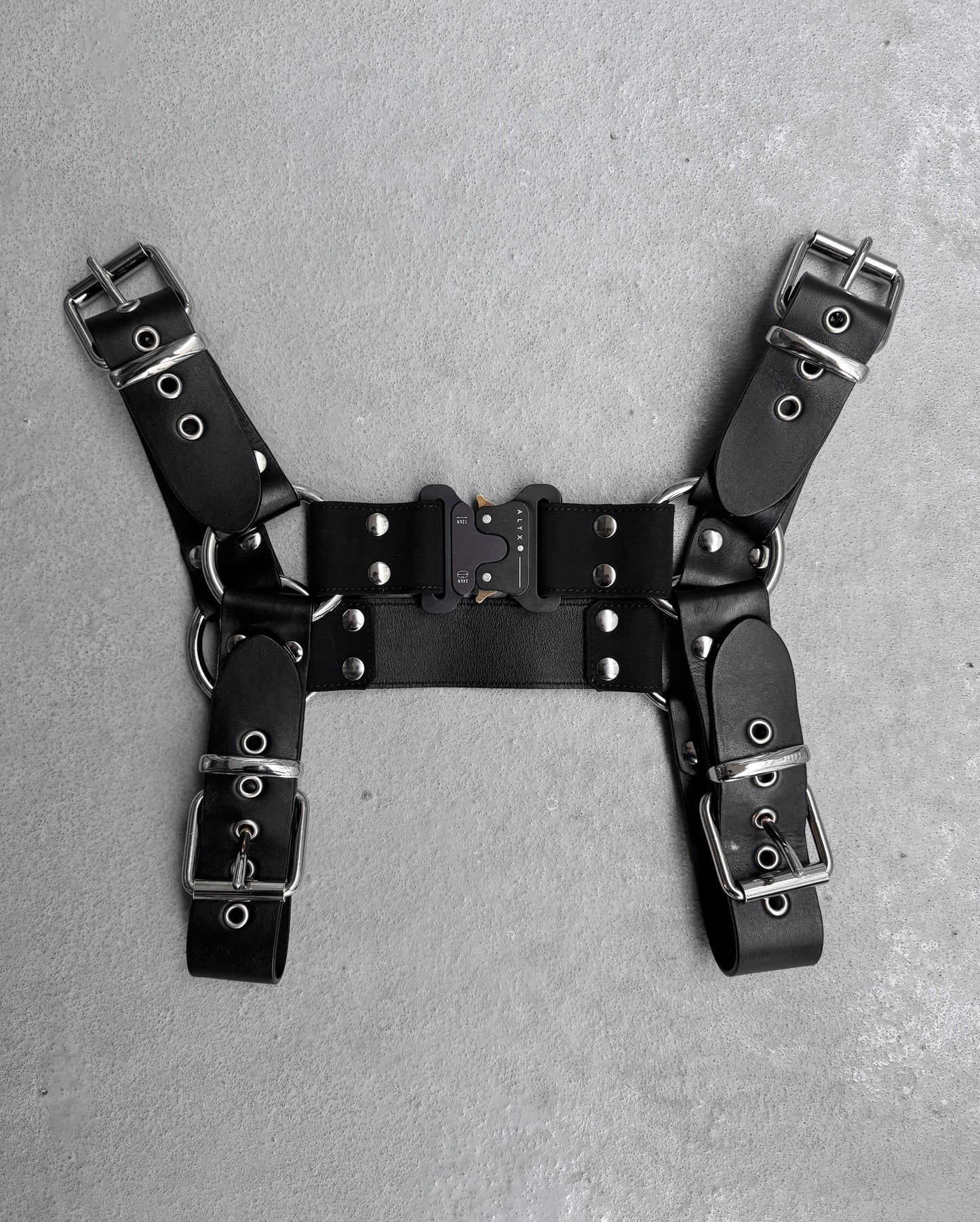 1017 ALYX 9SM SS19 Bondage Leather Harness