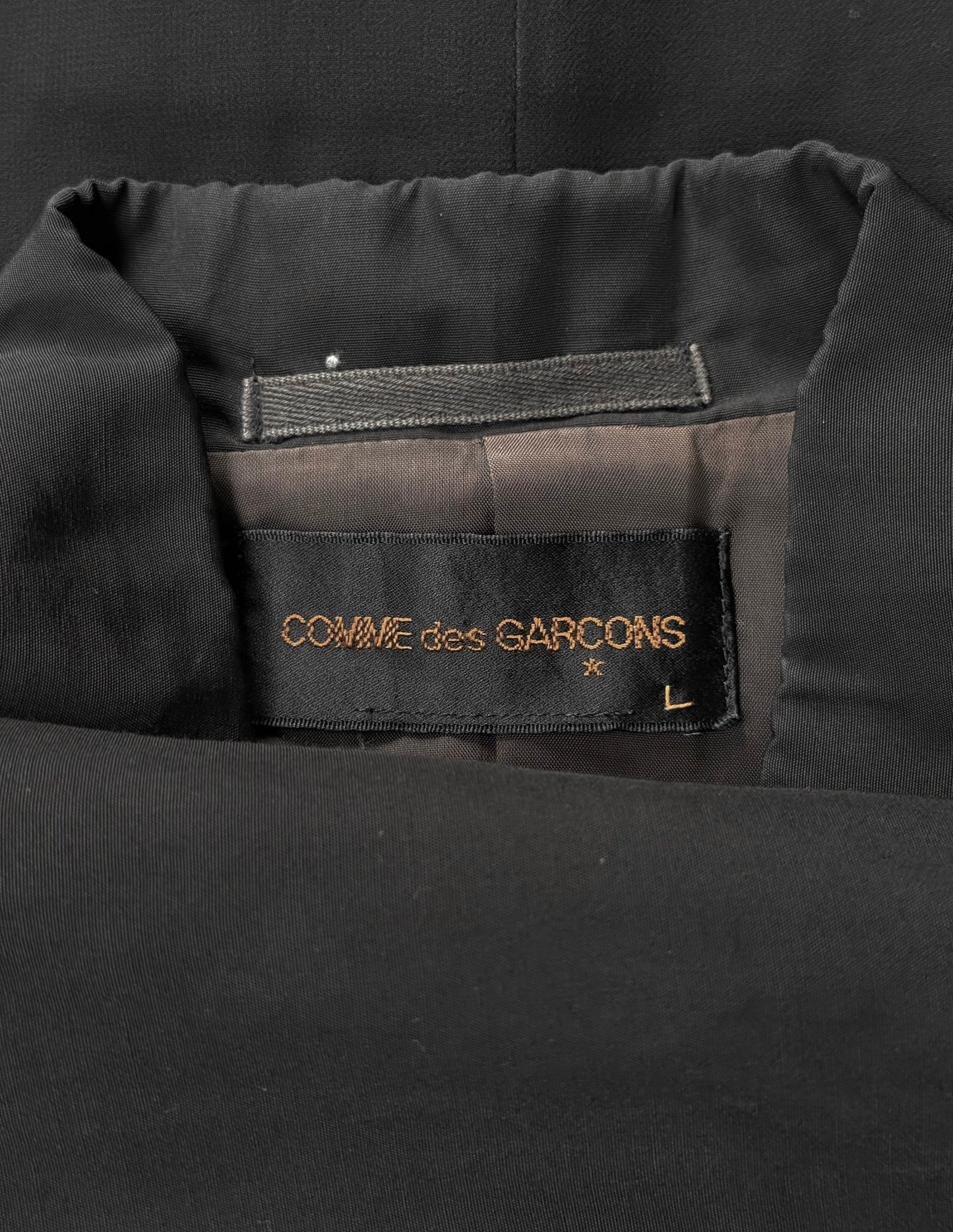 COMME des GARÇONS Early 00s Triple Layered Hem Blazer