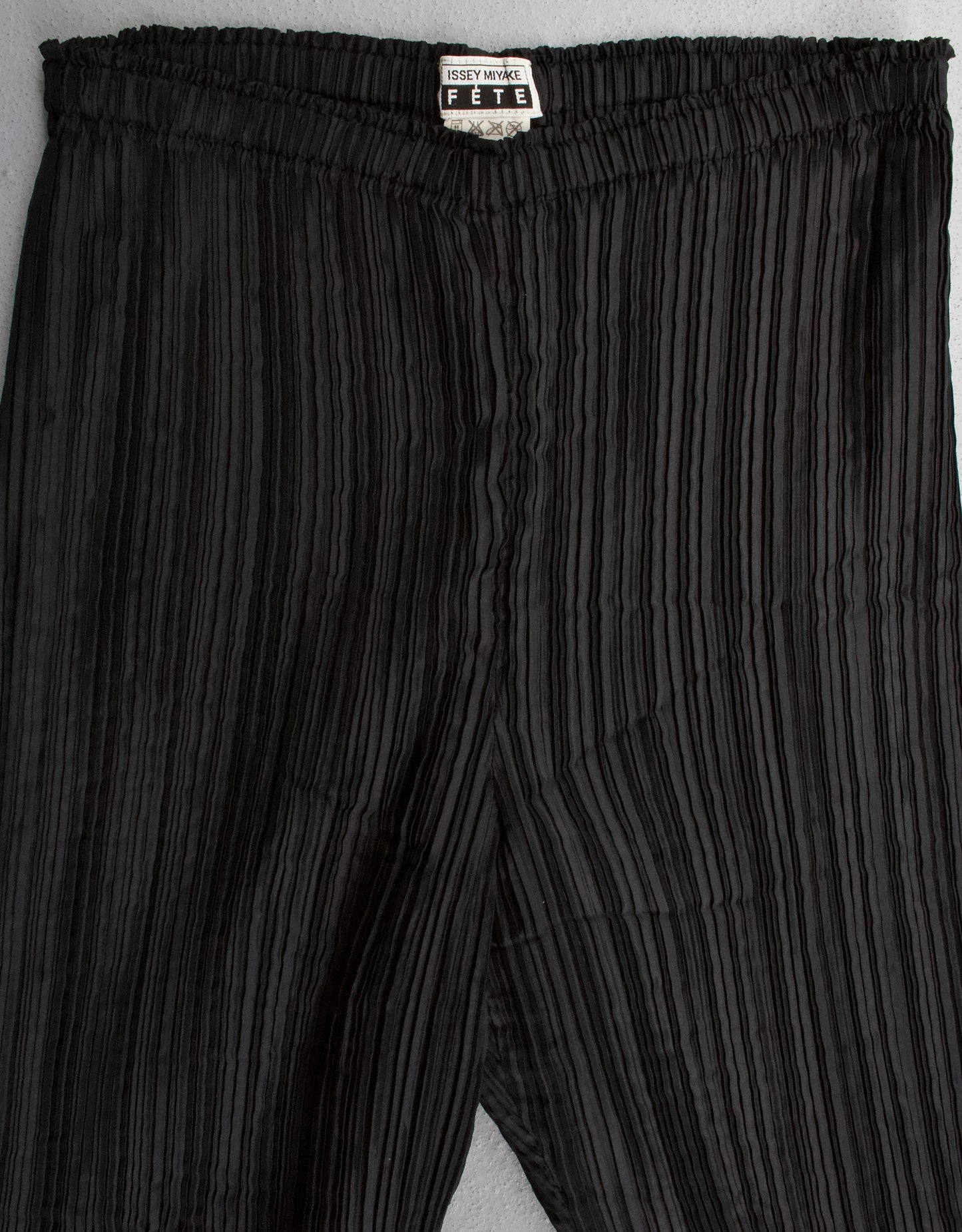 Issey Miyake FÉTE Early 00s Pleated Flare Pants