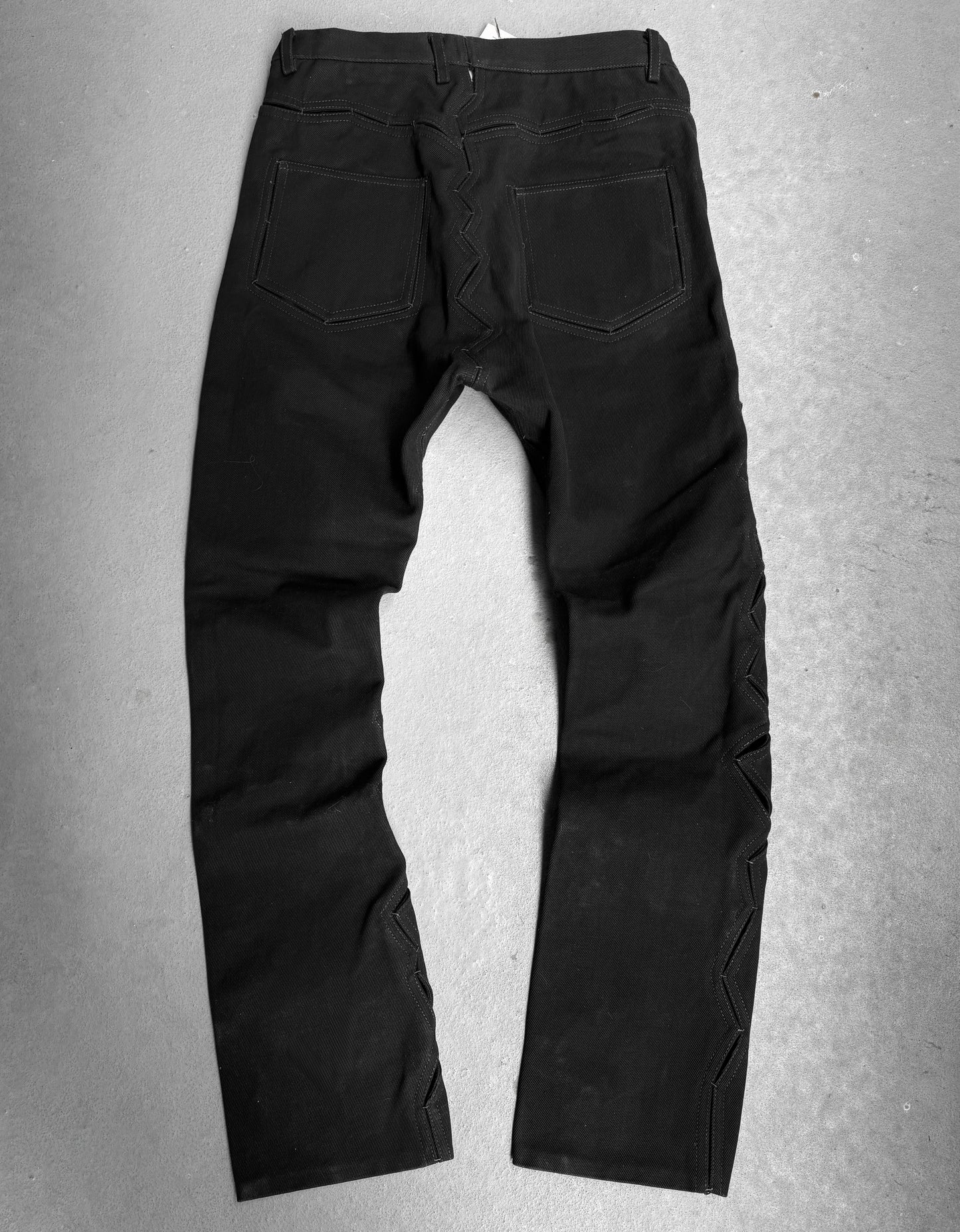 DEEPTI Collection °016-°017 Technical Wax ‘JAX D-049’ Crash Seam Denim