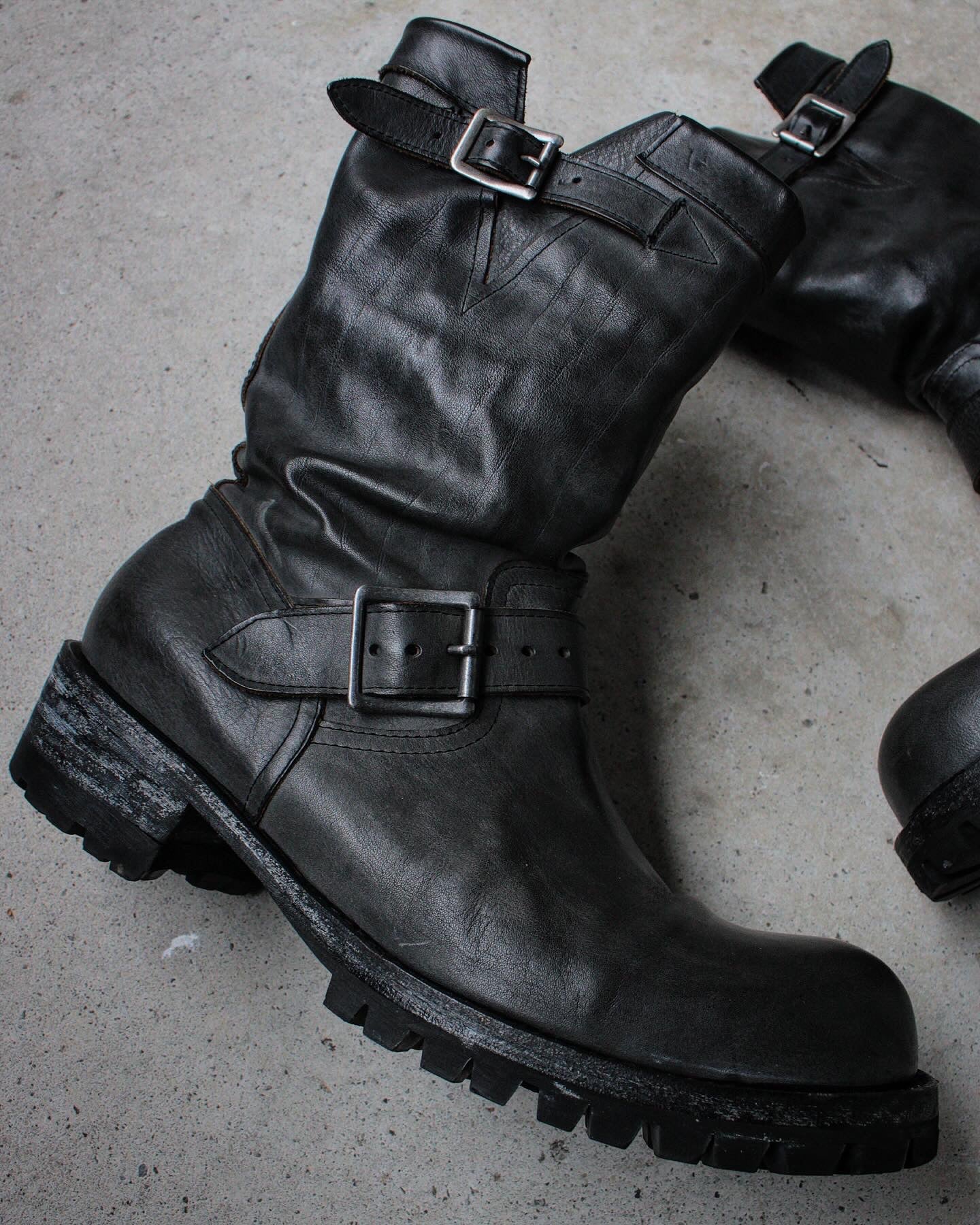 ATTACHMENT by Kazuyuki Kumagai 00s Garment-Dyed Distressed Leather Engineer Boots