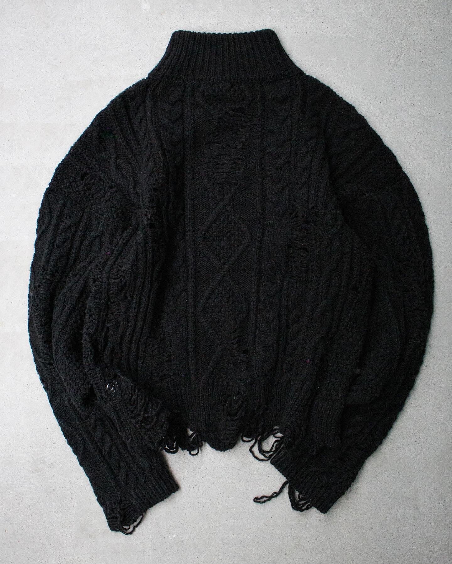 MiharaYasuhiro AW10 Distressed Cable-Knit Crop Sweater