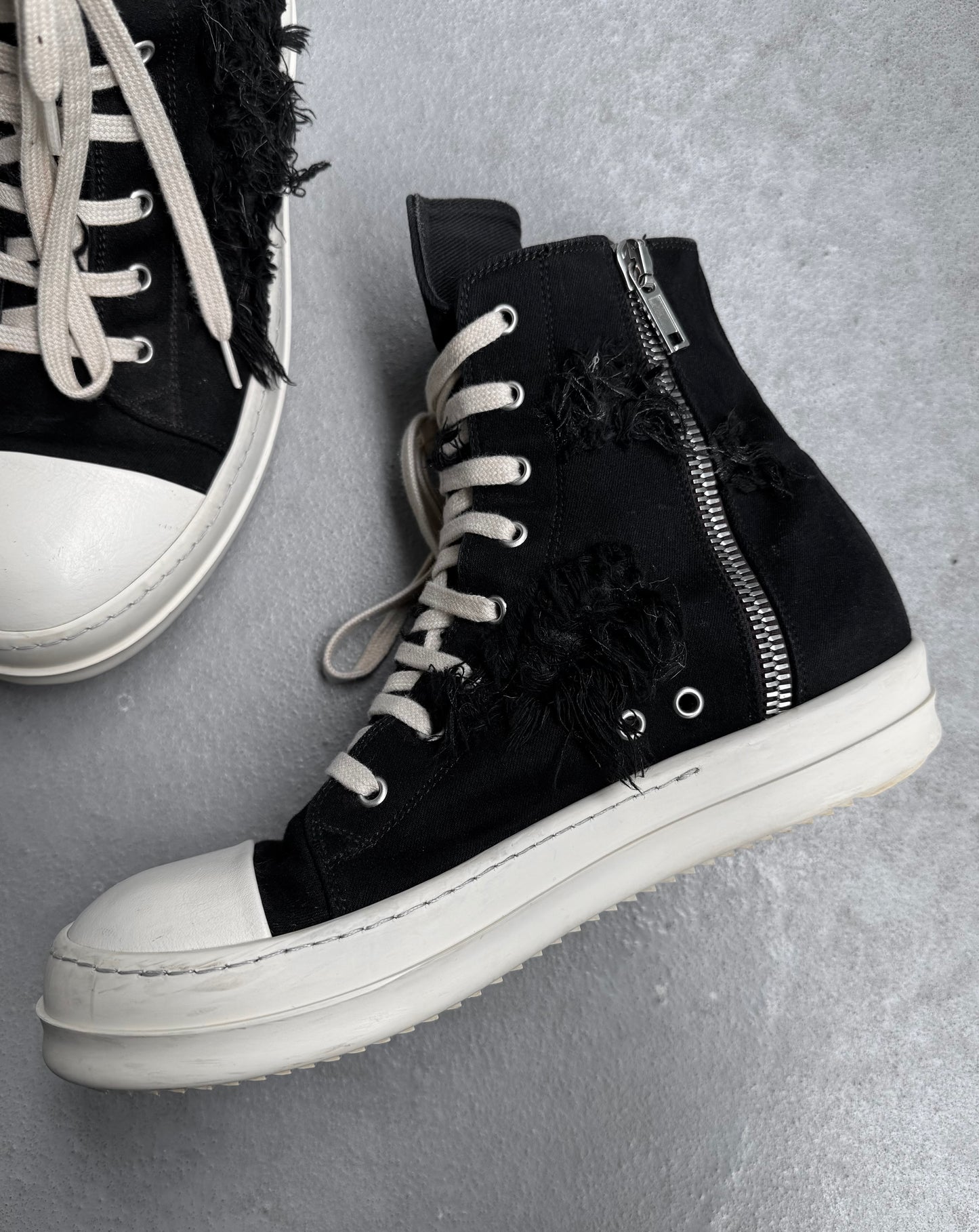 Rick Owens DRKSHDW SS22 “FOGACHINE” Slashed Canvas Ramones Sneakers