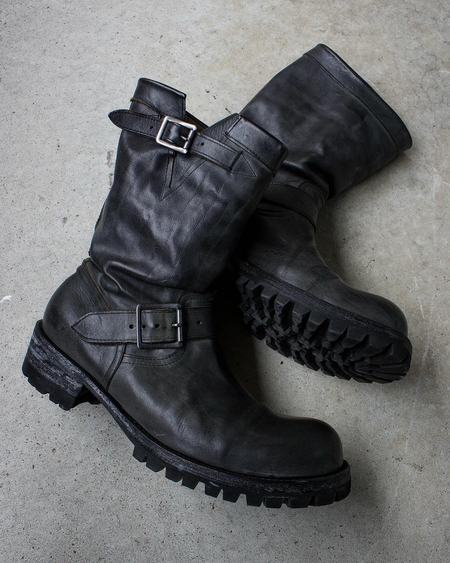 ATTACHMENT by Kazuyuki Kumagai 00s Garment-Dyed Distressed Leather Engineer Boots
