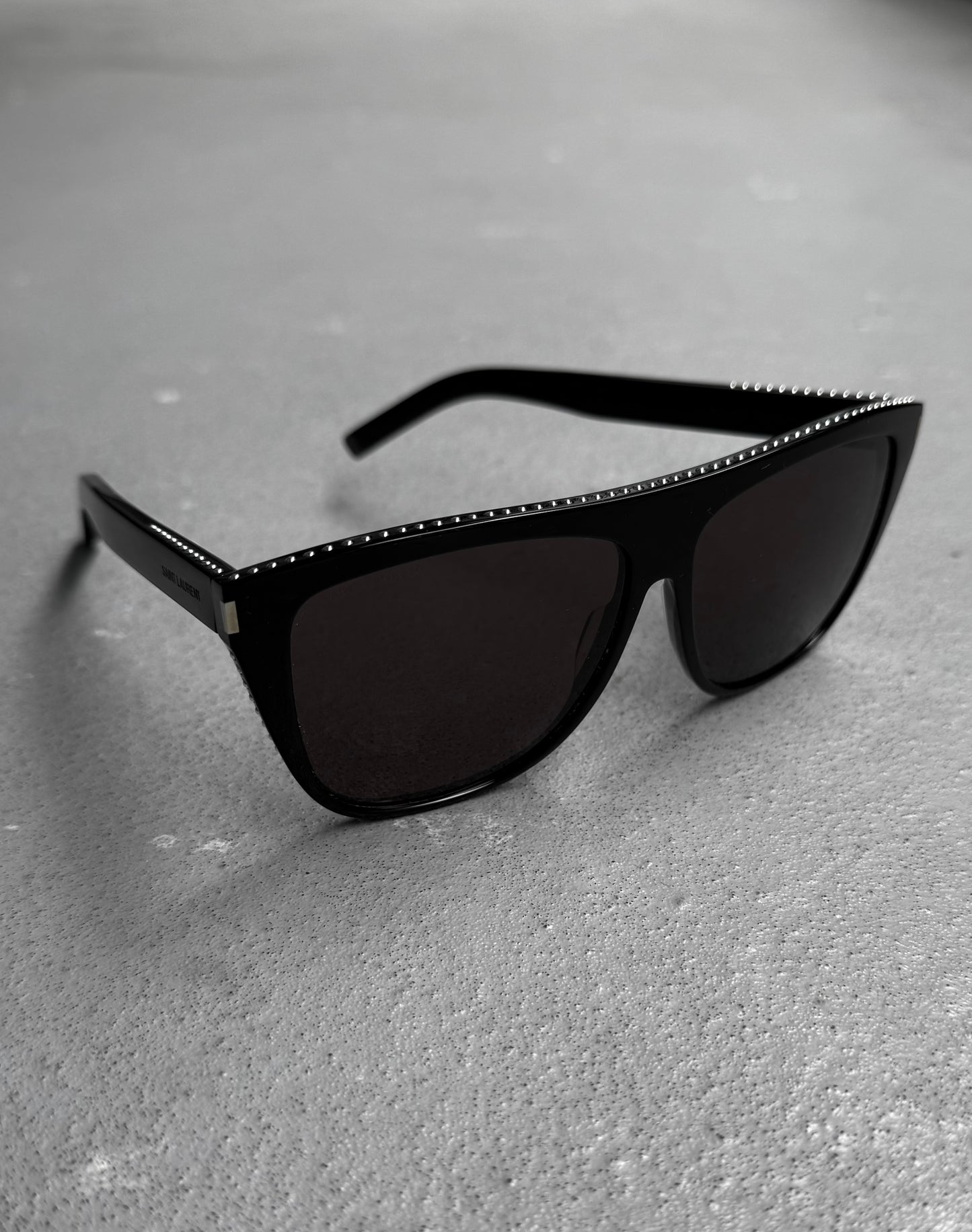 Saint Laurent Paris AW19 Studded ‘SL1’ Ace Square Frame Sunglasses