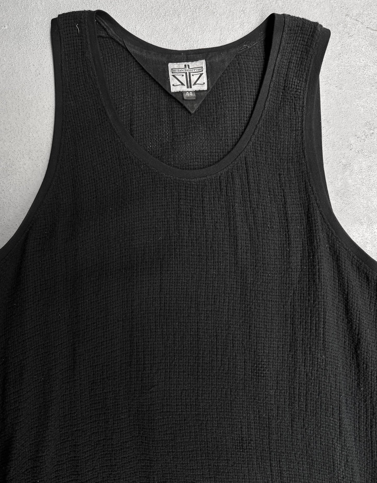 ZAM BARRETT Asymmetrical Cut Waffle Knitted Tank Top