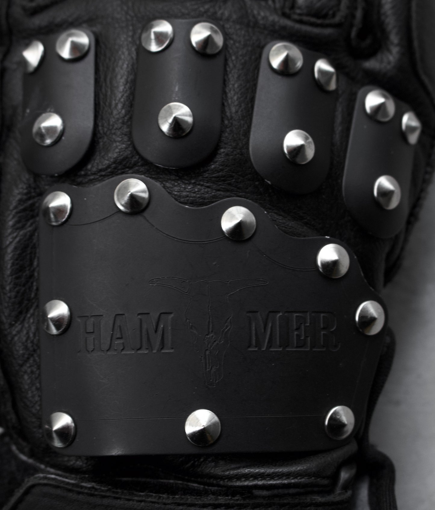 KADOYA 00s “HAMMER” Studded Motorcycle Gloves