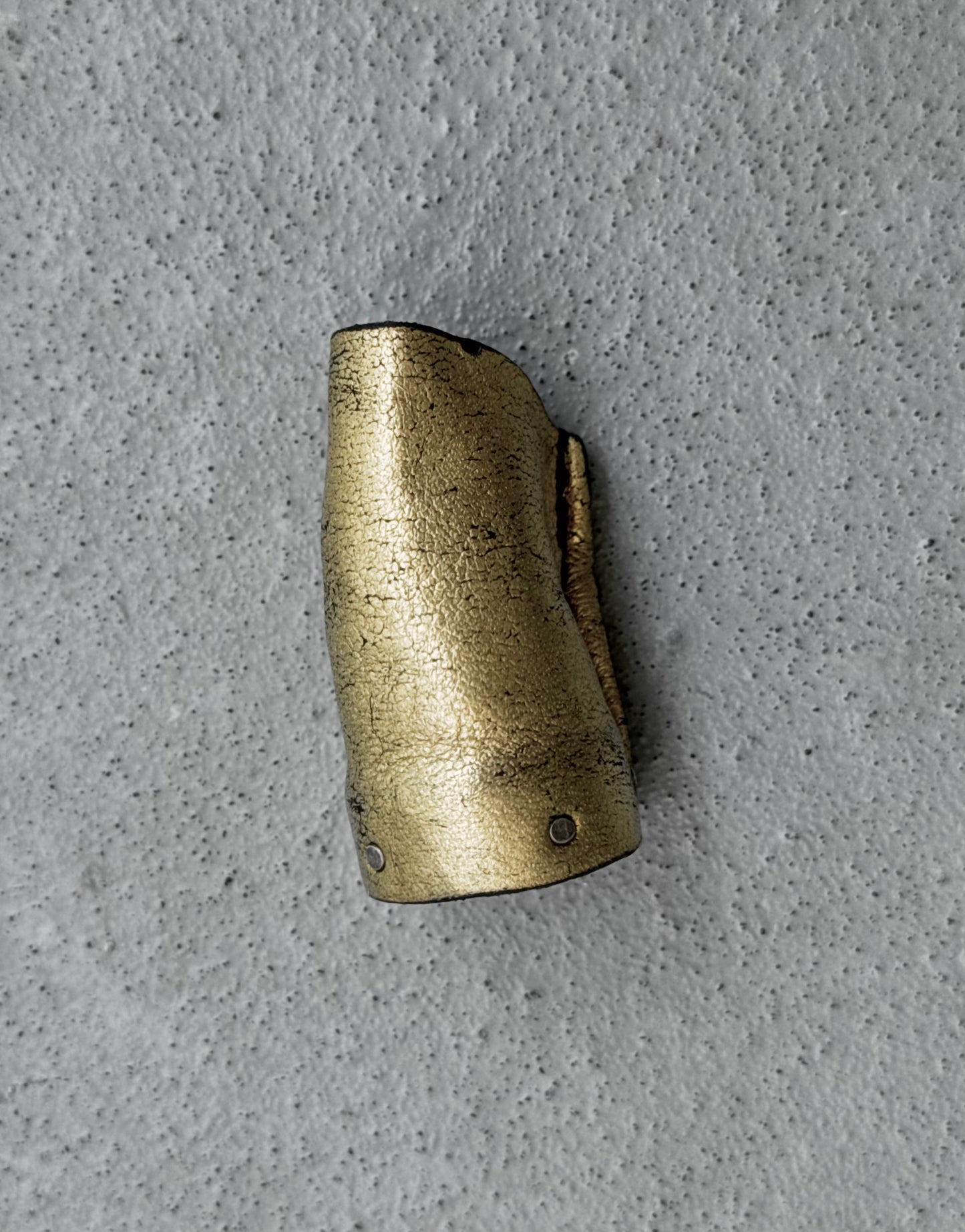 DETAJ Gold Haku Leather Ring