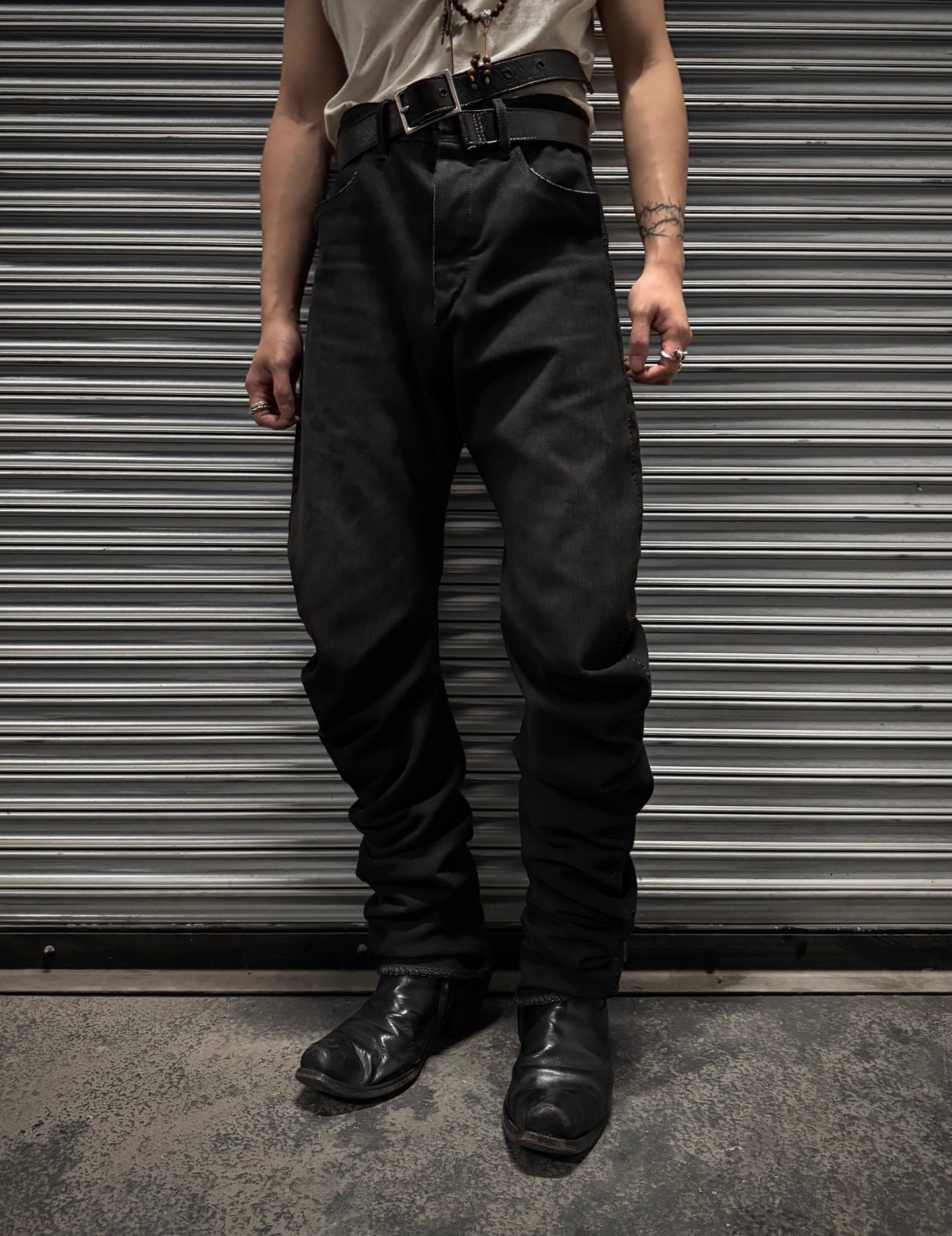 Carol Christian Poell ‘JM/2250 KIT-BW’ Overlock-Stitching J-Cut Denim